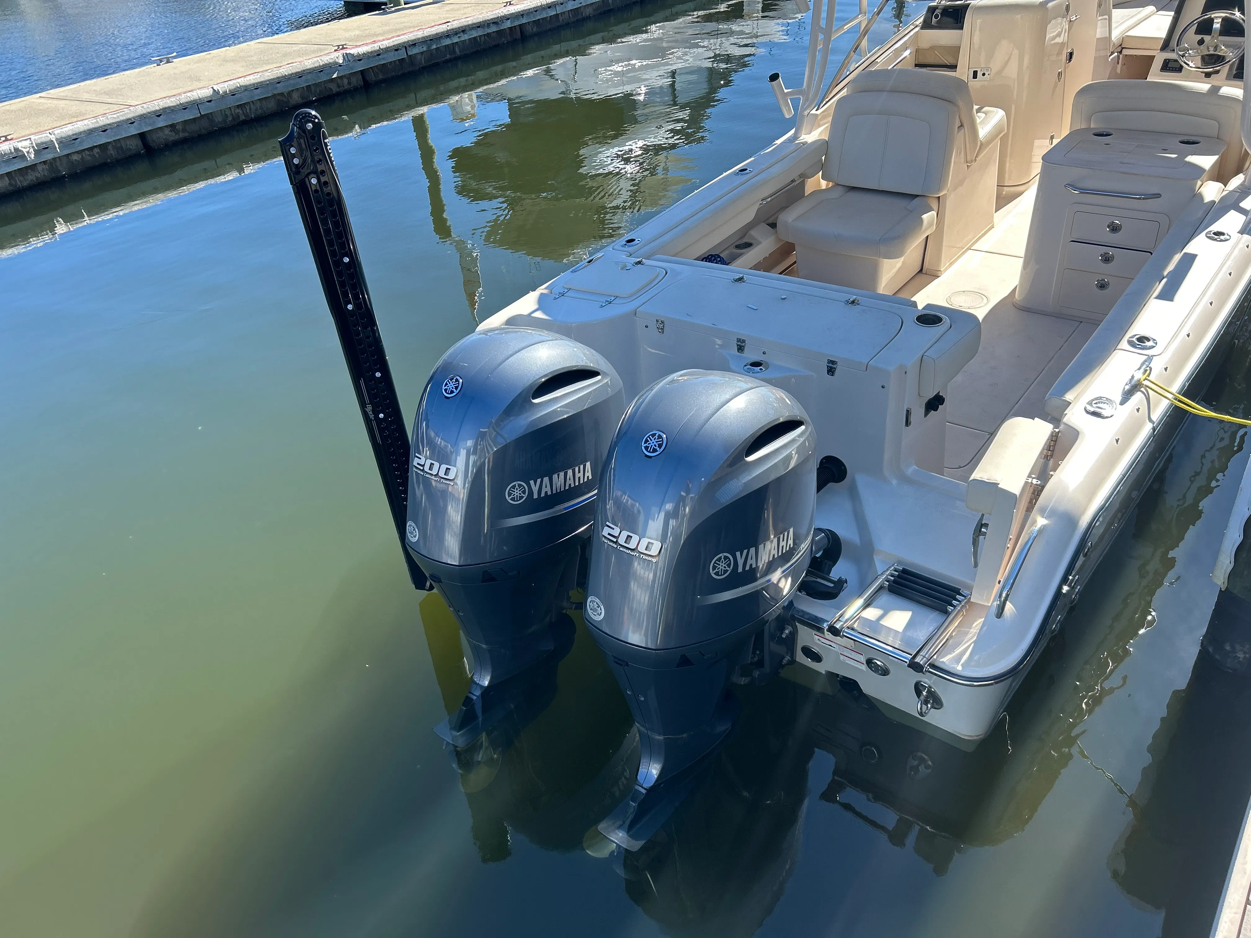 2023 Grady-White Freedom 275 Image Thumbnail #6