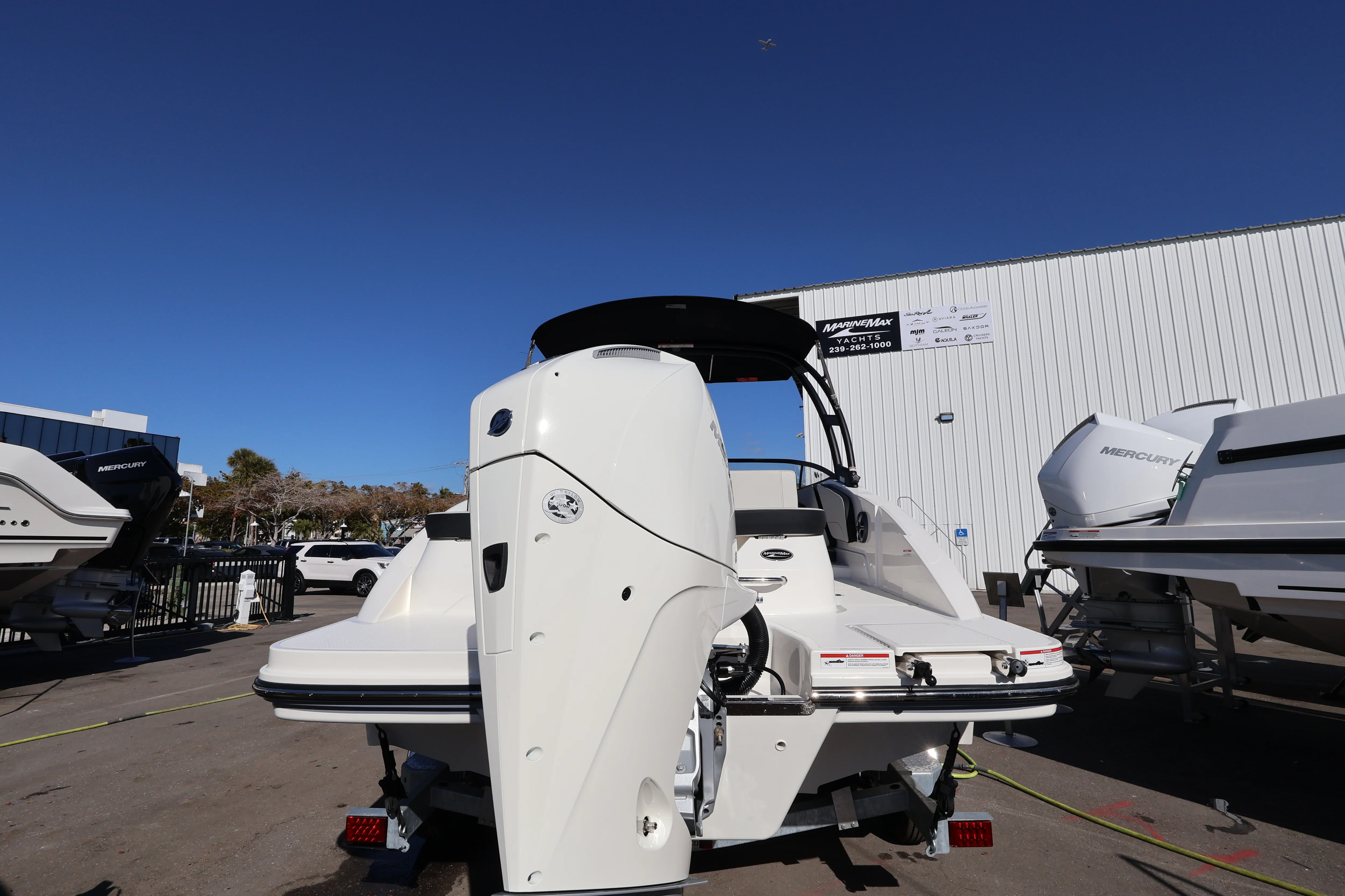 2026 Sea Ray SPX 210 Outboard Image Thumbnail #6