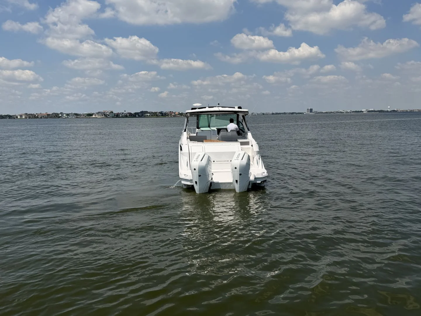 2026 Sea Ray Sundancer 320 Outboard Image Thumbnail #14