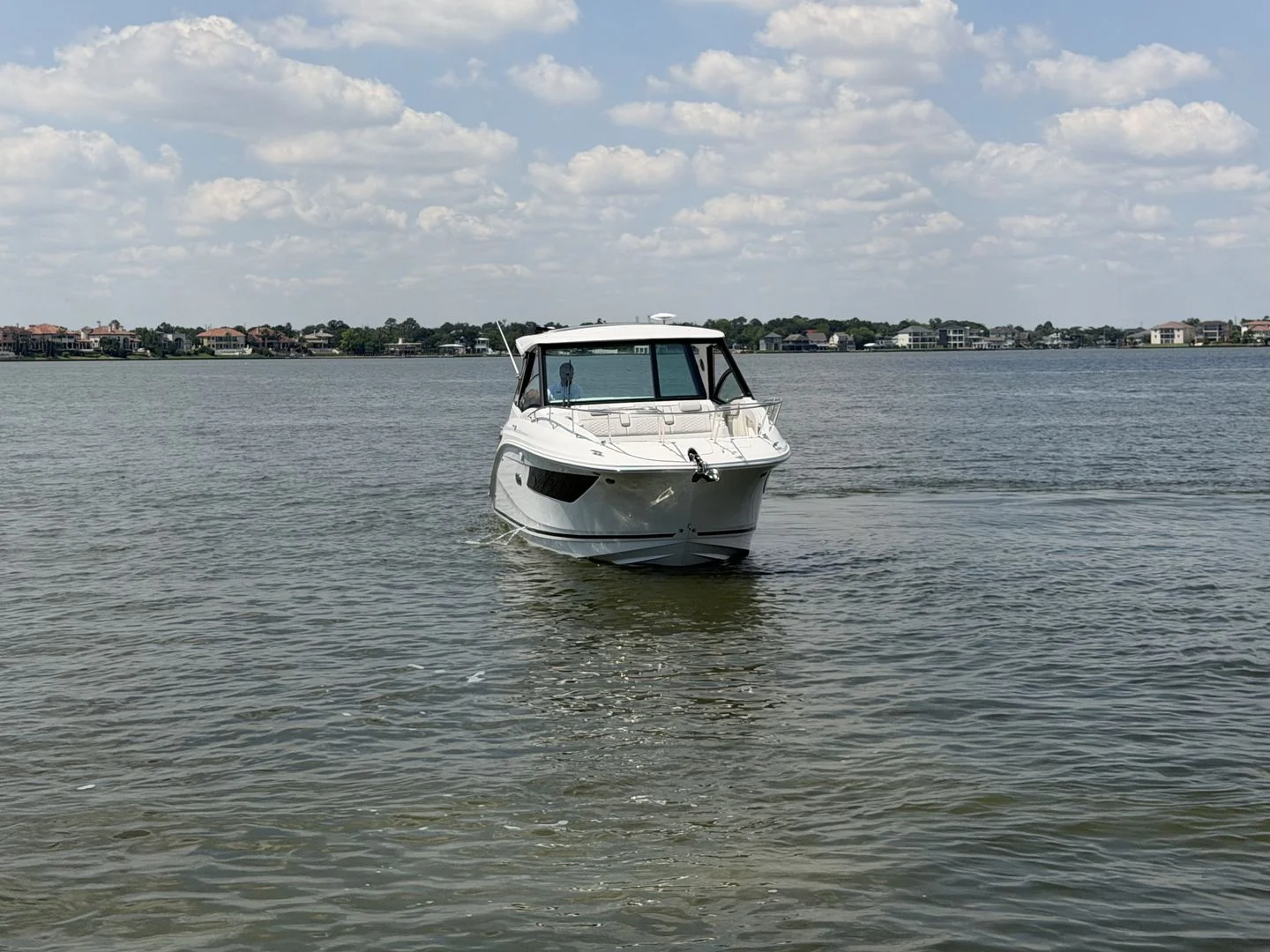 2026 Sea Ray Sundancer 320 Outboard Image Thumbnail #23