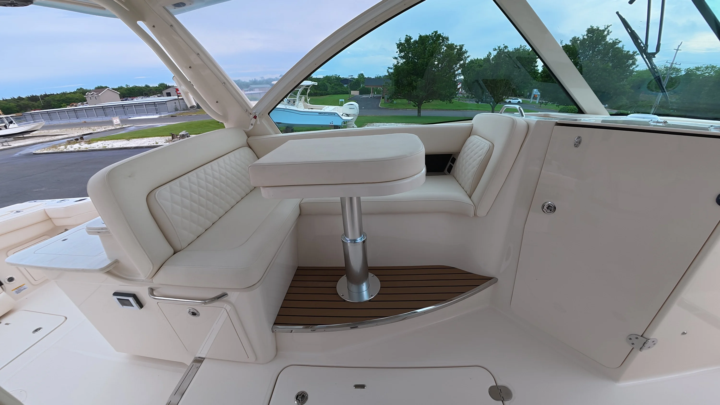 2026 Grady-White Freedom 345 Image Thumbnail #20