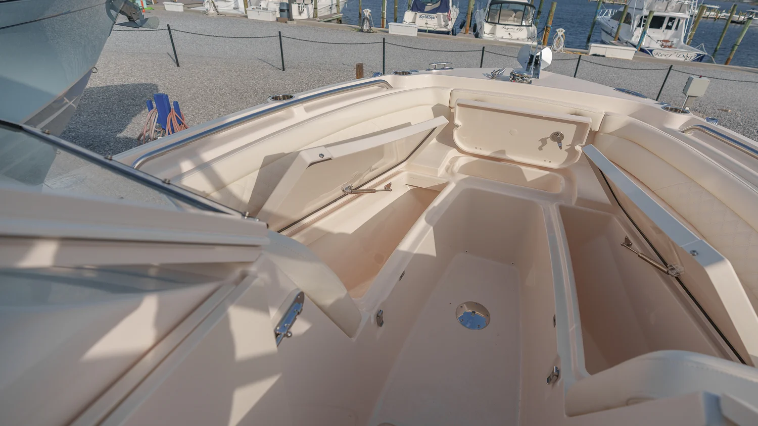 2026 Grady-White Freedom 235 Image Thumbnail #11