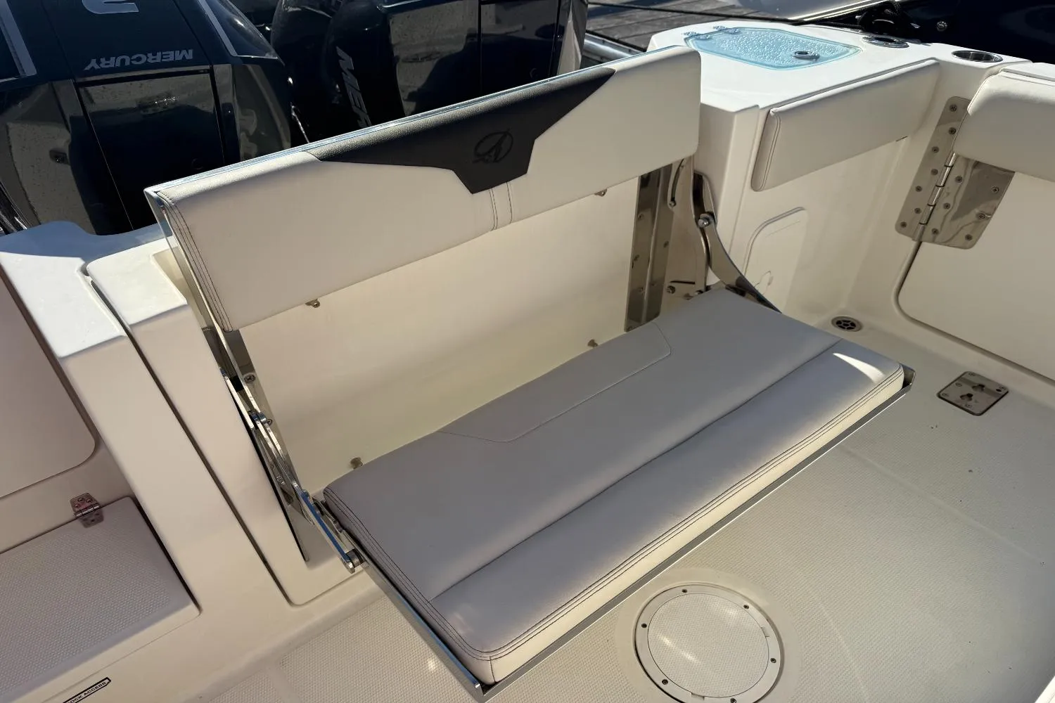 2022 Sailfish 272 CC Image Thumbnail #10