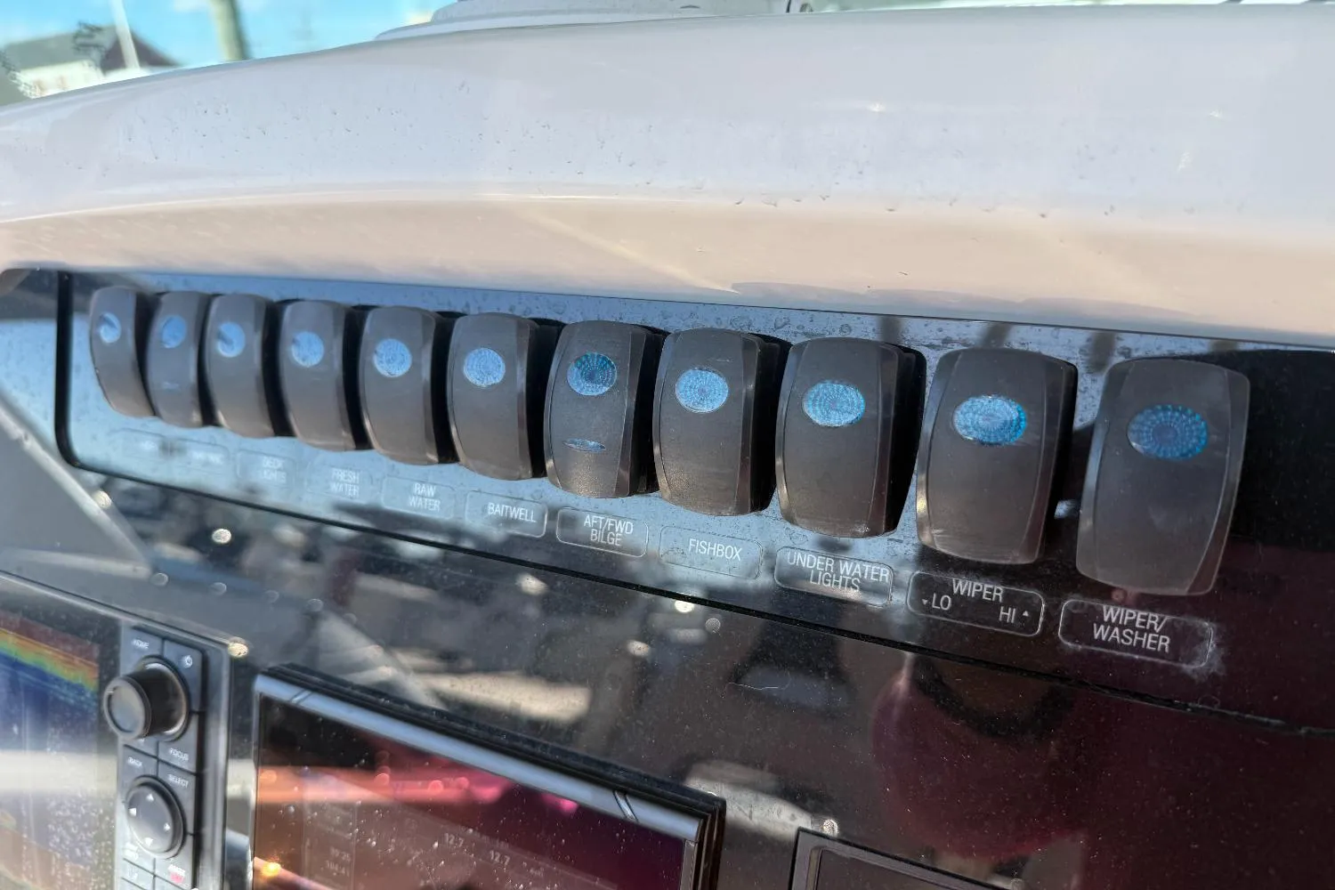 2022 Sailfish 272 CC Image Thumbnail #23