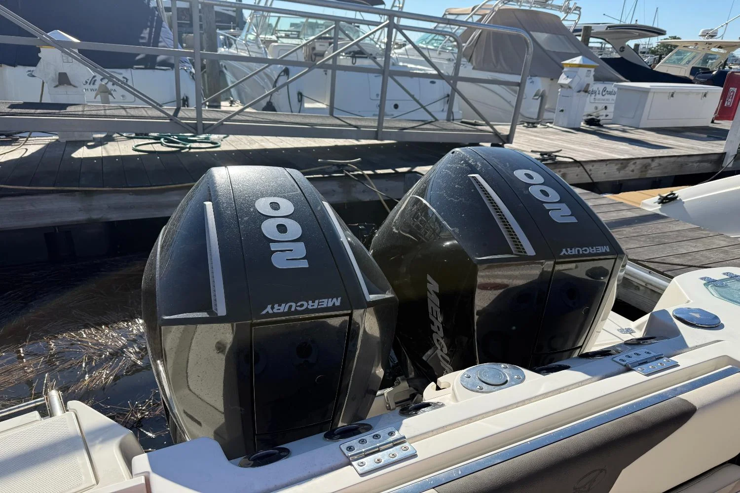 2022 Sailfish 272 CC Image Thumbnail #8