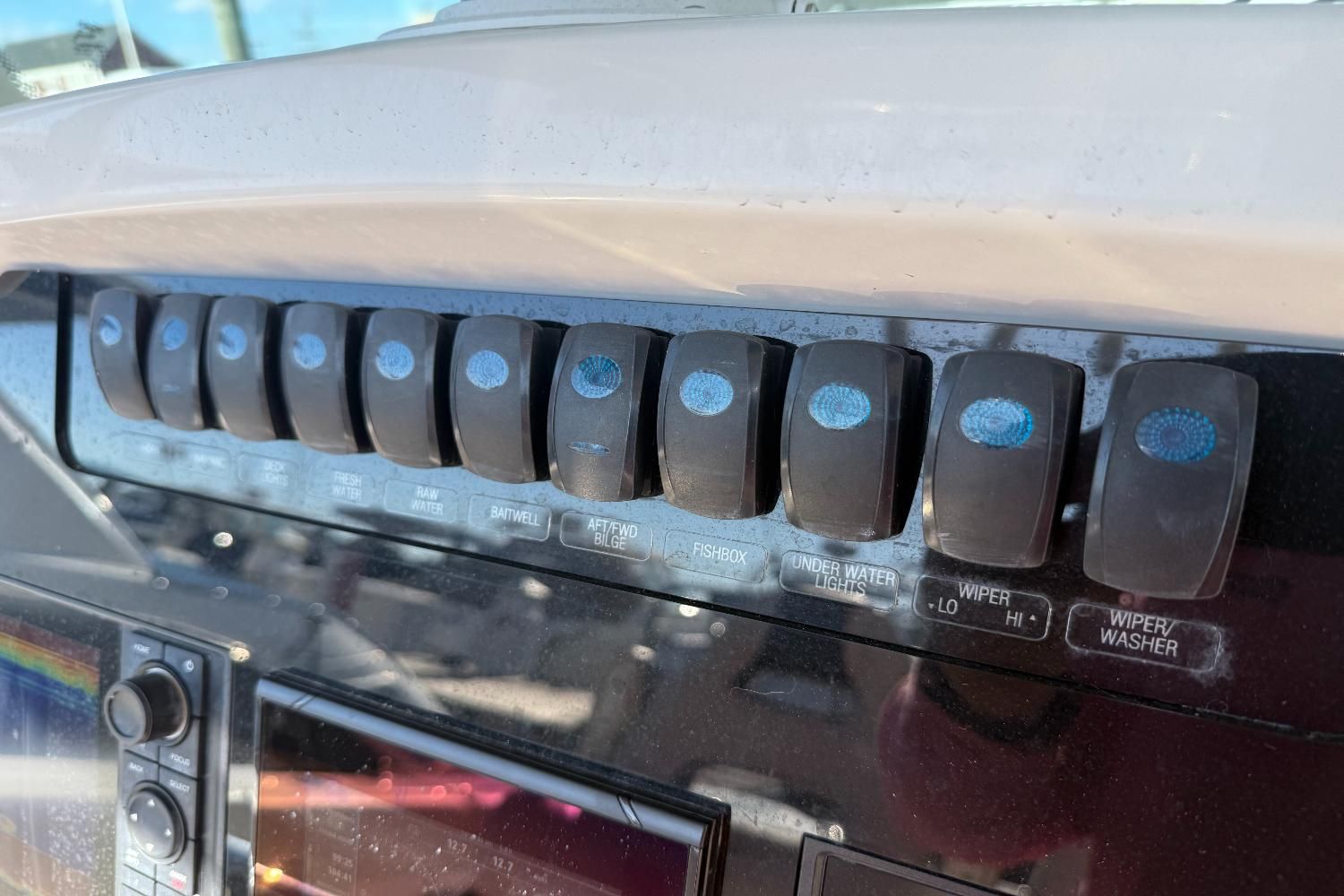 2022 Sailfish 272 CC Image Thumbnail #23