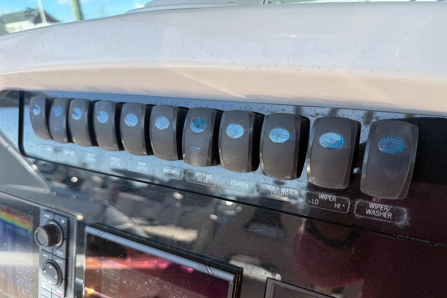 2022 Sailfish 272 CC Image Thumbnail #23