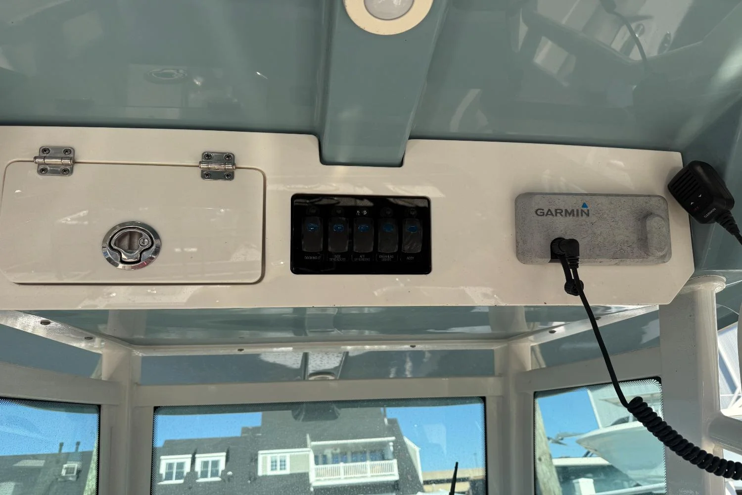 2022 Sailfish 272 CC Image Thumbnail #25