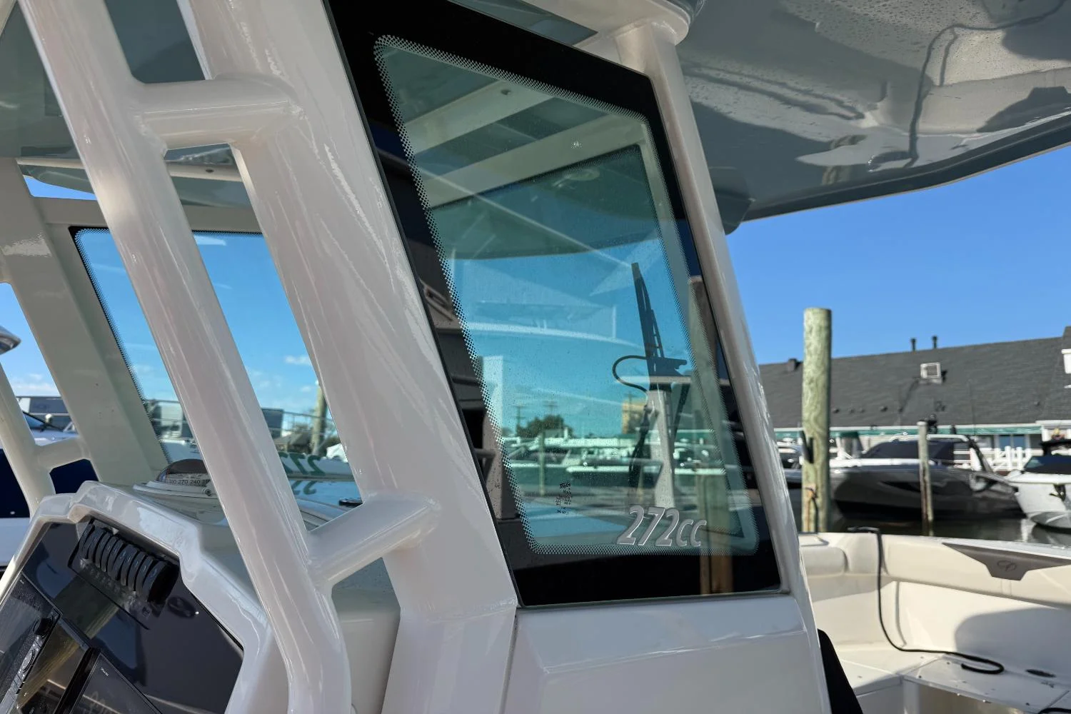 2022 Sailfish 272 CC Image Thumbnail #27