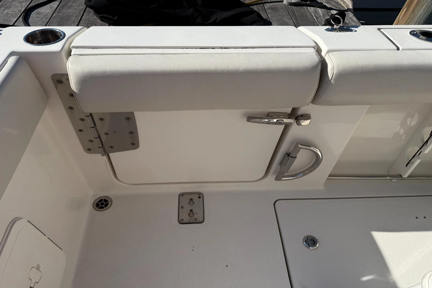 2022 Sailfish 272 CC Image Thumbnail #11