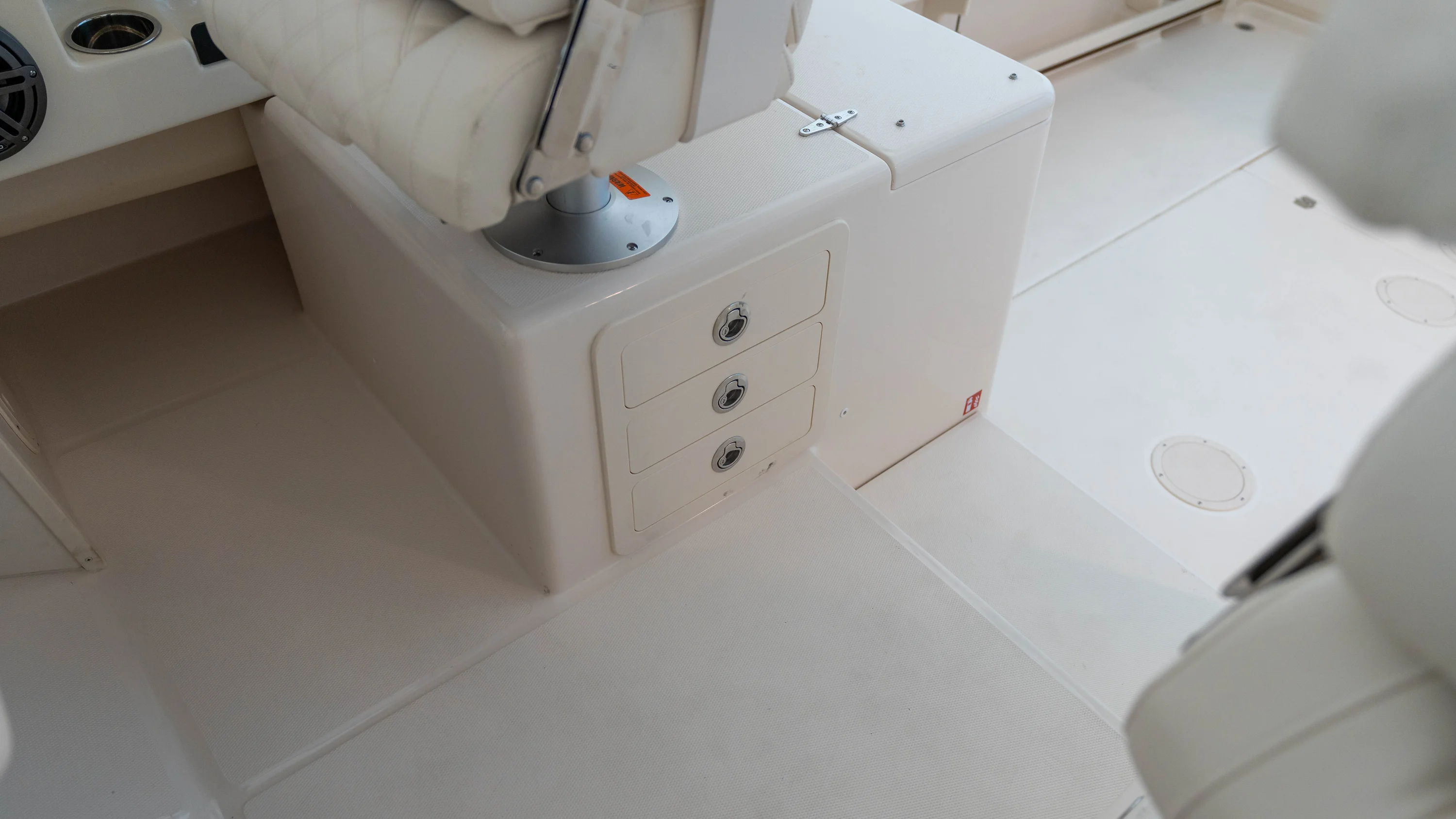 2026 Grady-White Marlin 300 Image Thumbnail #28