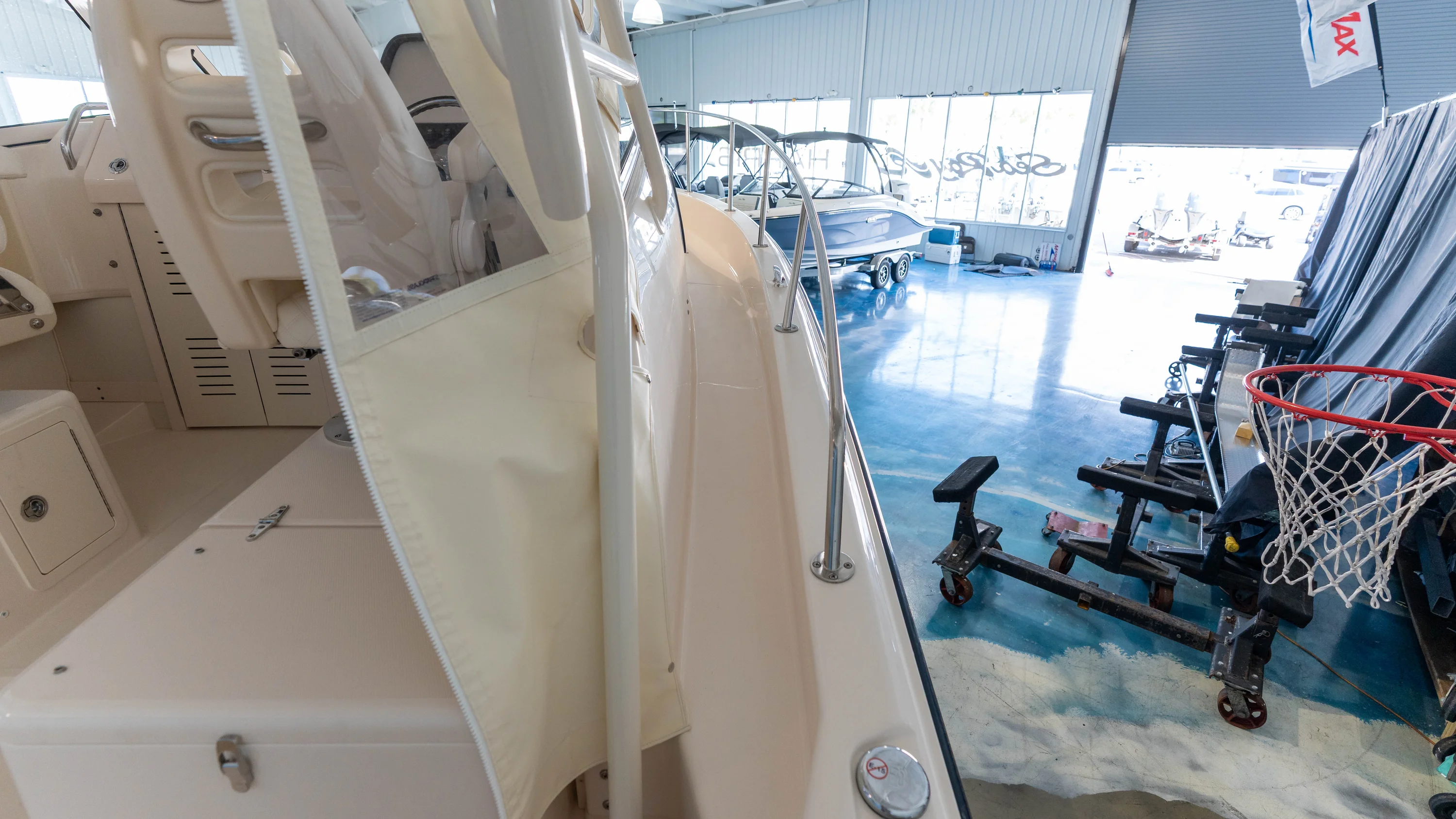 2026 Grady-White Marlin 300 Image Thumbnail #12