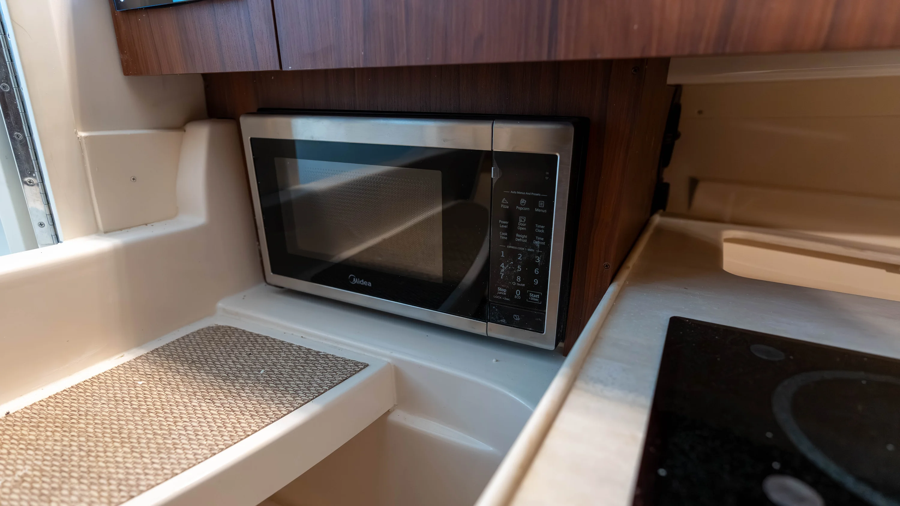 2026 Grady-White Marlin 300 Image Thumbnail #34