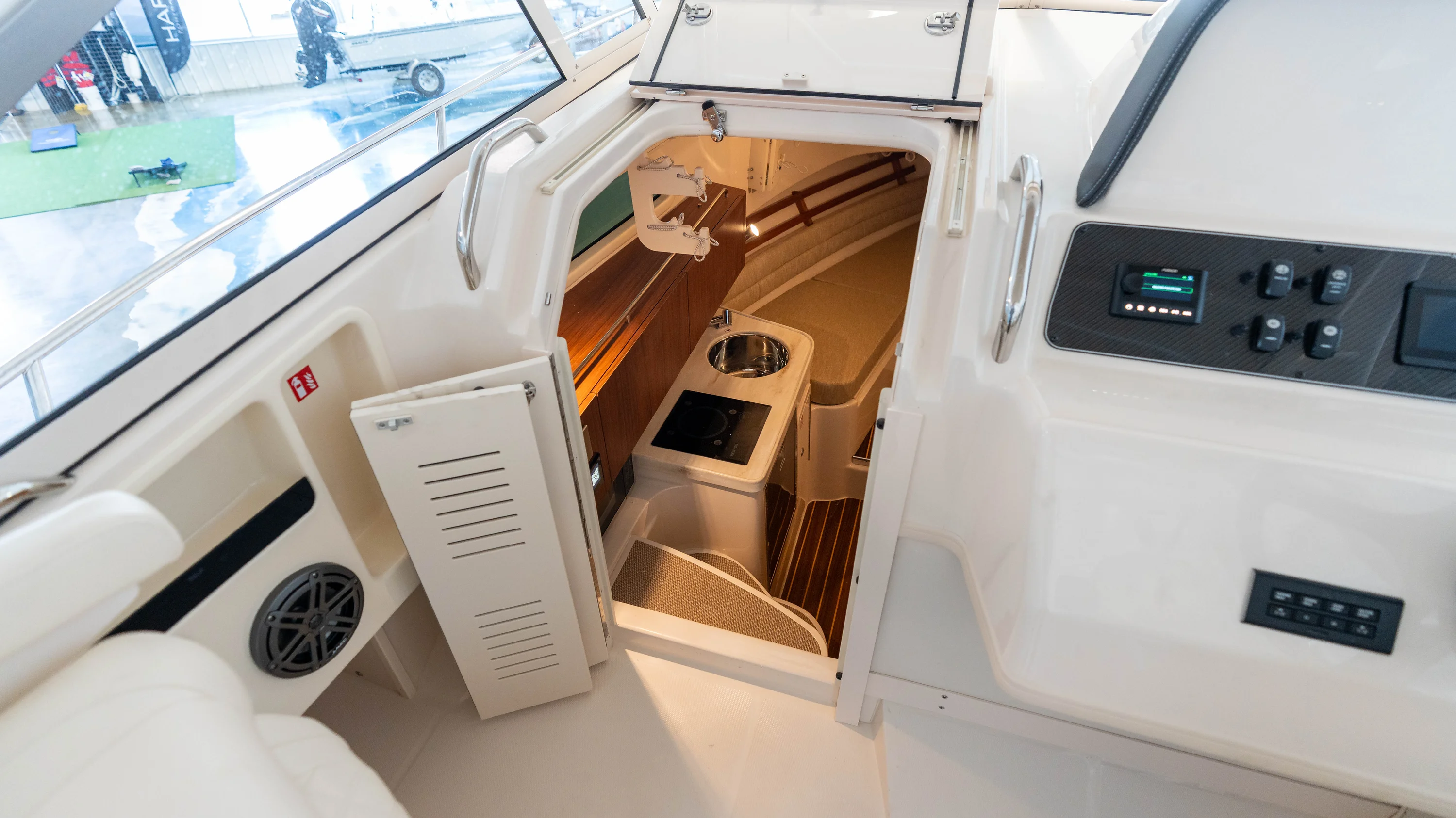 2026 Grady-White Marlin 300 Image Thumbnail #30