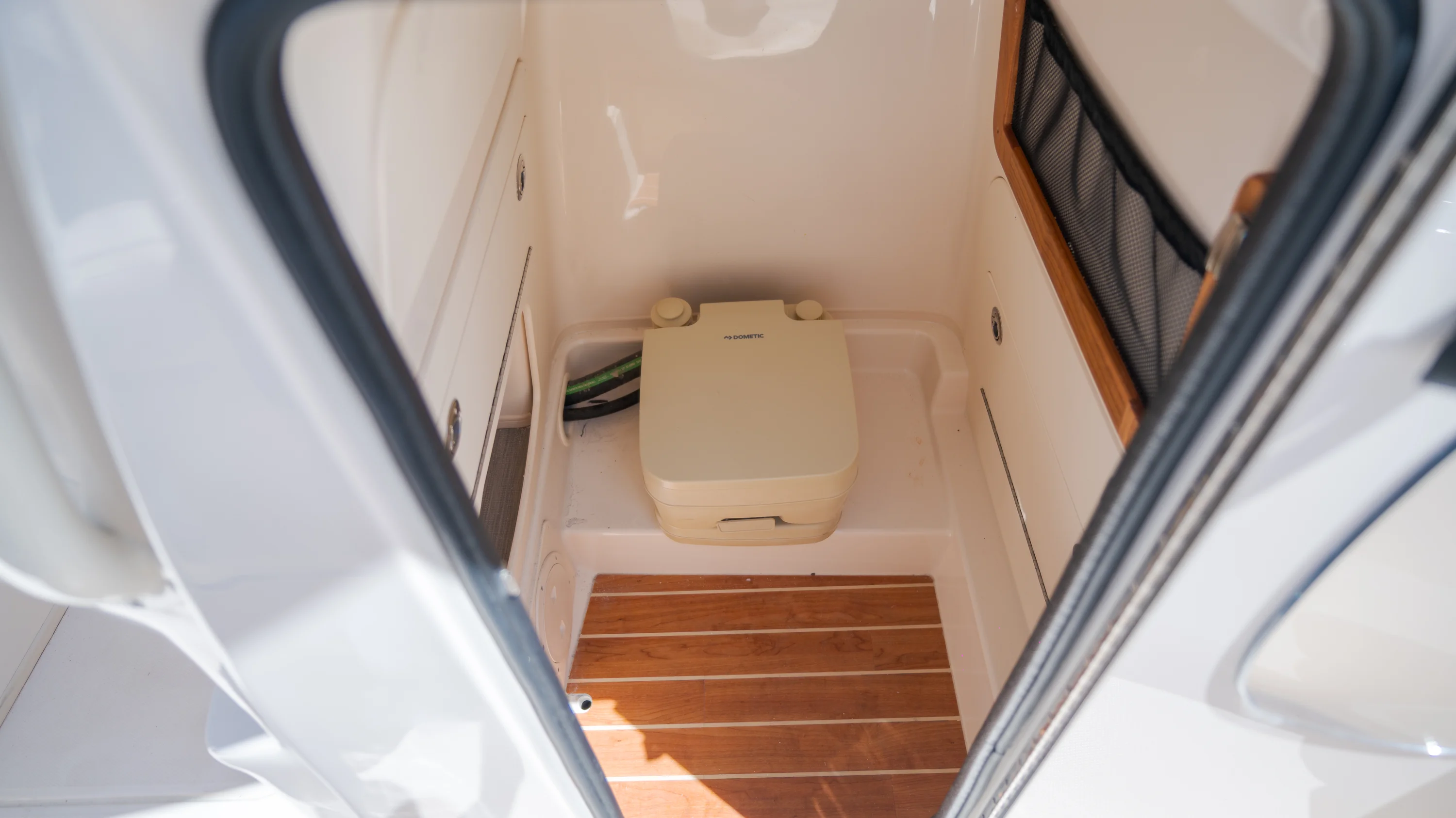 2026 Grady-White Fisherman 216 Image Thumbnail #17