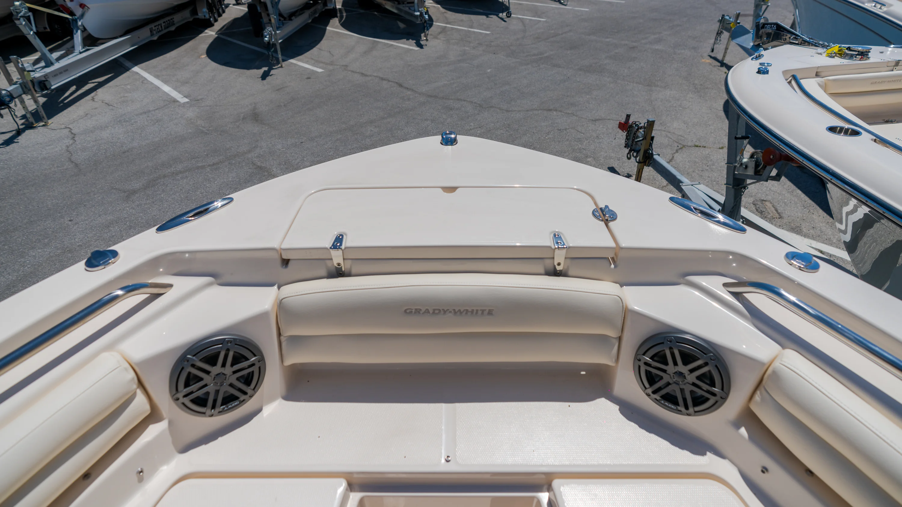 2026 Grady-White Fisherman 216 Image Thumbnail #8