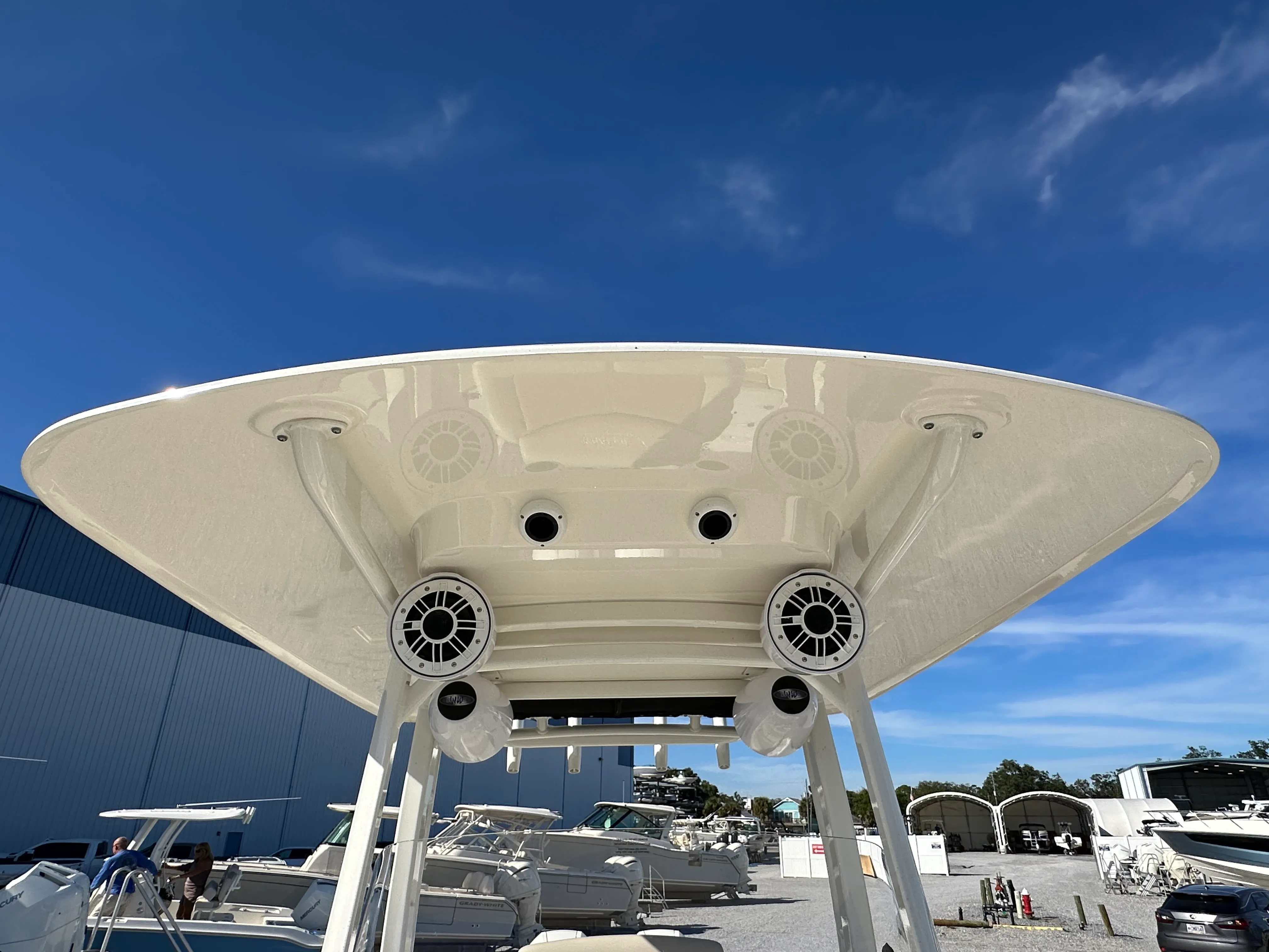 2022 Boston Whaler 270 DAUNTLESS Image Thumbnail #25