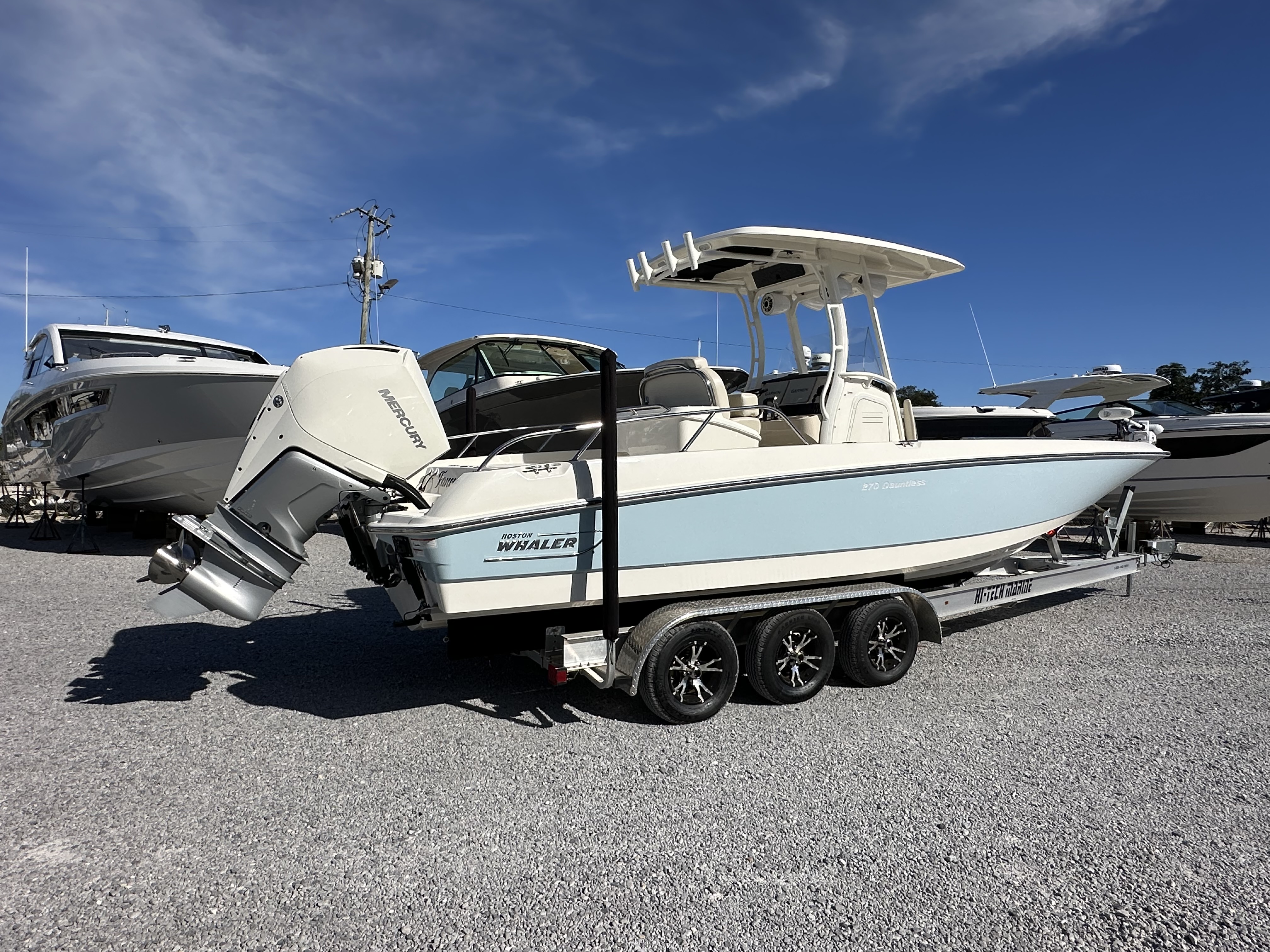 2022 Boston Whaler 270 DAUNTLESS Image Thumbnail #4