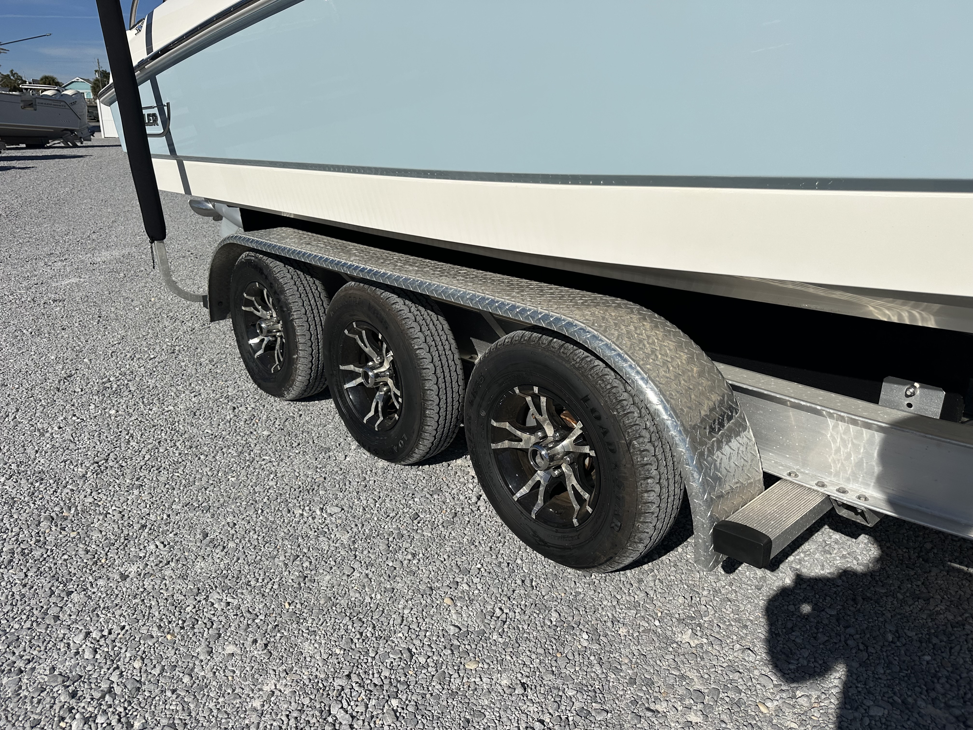 2022 Boston Whaler 270 DAUNTLESS Image Thumbnail #43