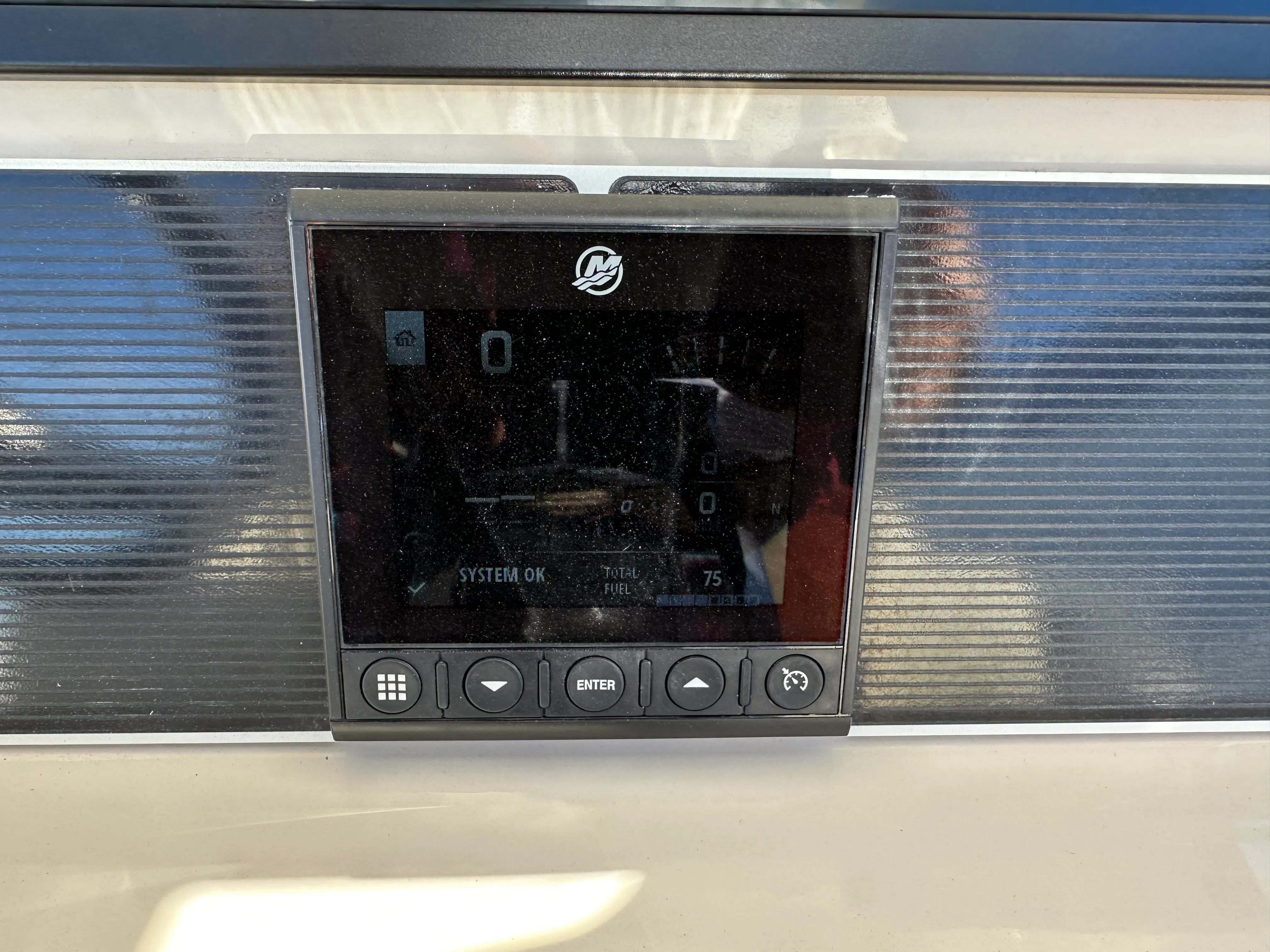 2022 Boston Whaler 270 DAUNTLESS Image Thumbnail #19