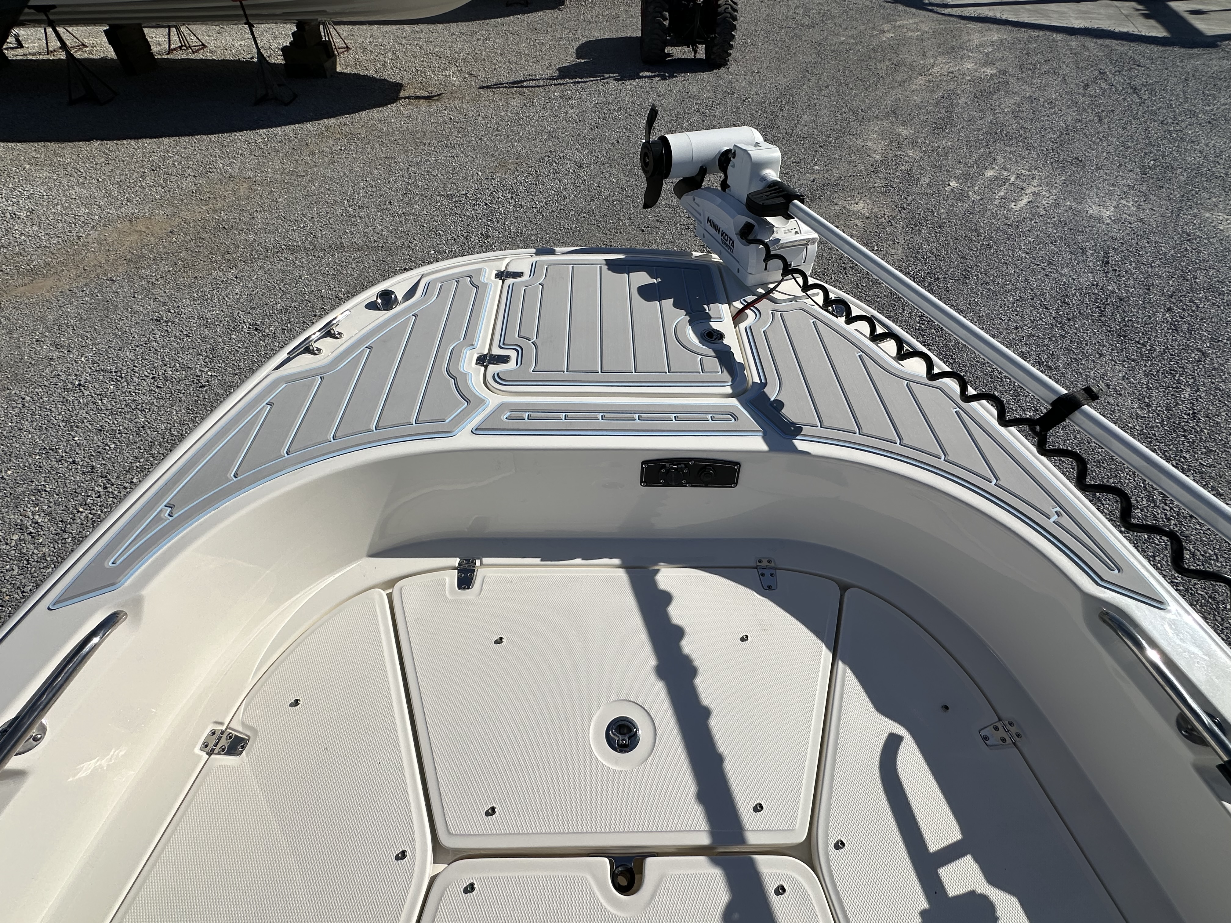 2022 Boston Whaler 270 DAUNTLESS Image Thumbnail #33