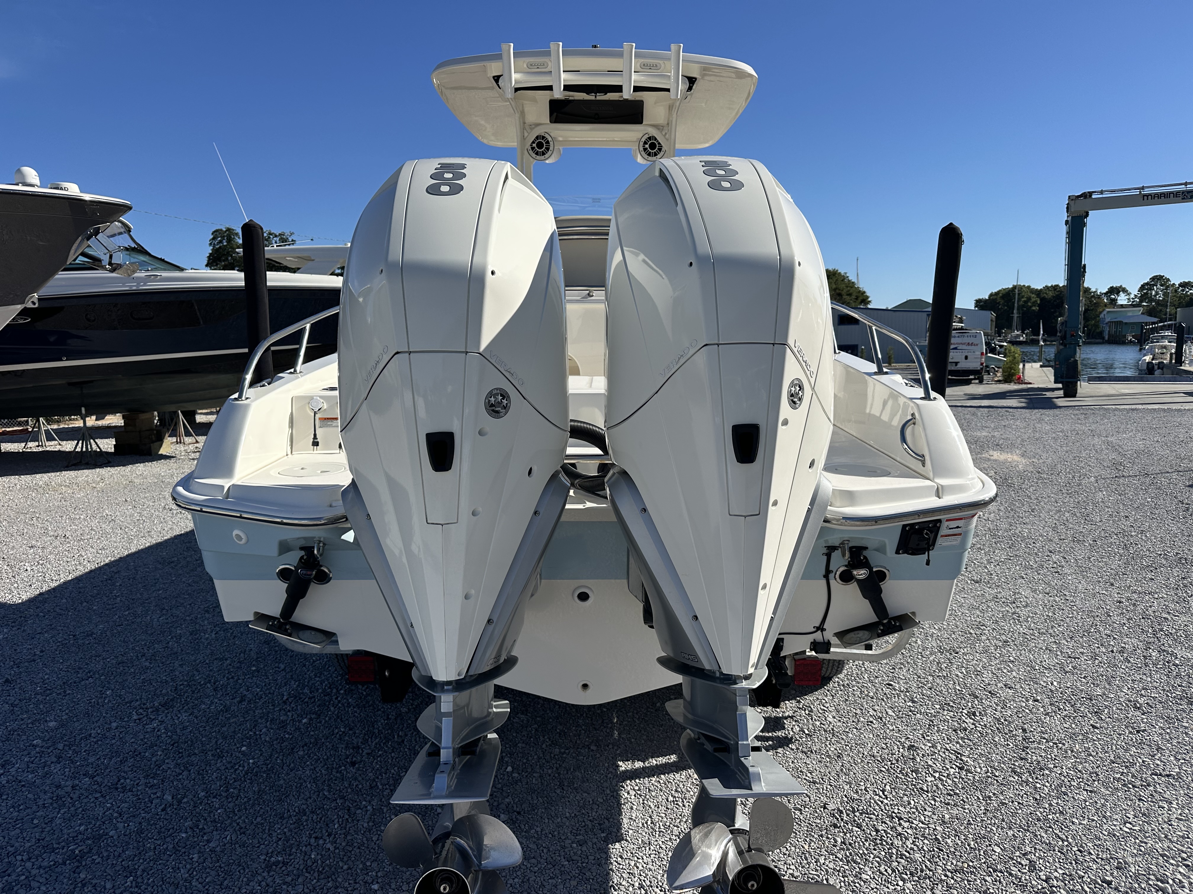 2022 Boston Whaler 270 DAUNTLESS Image Thumbnail #39