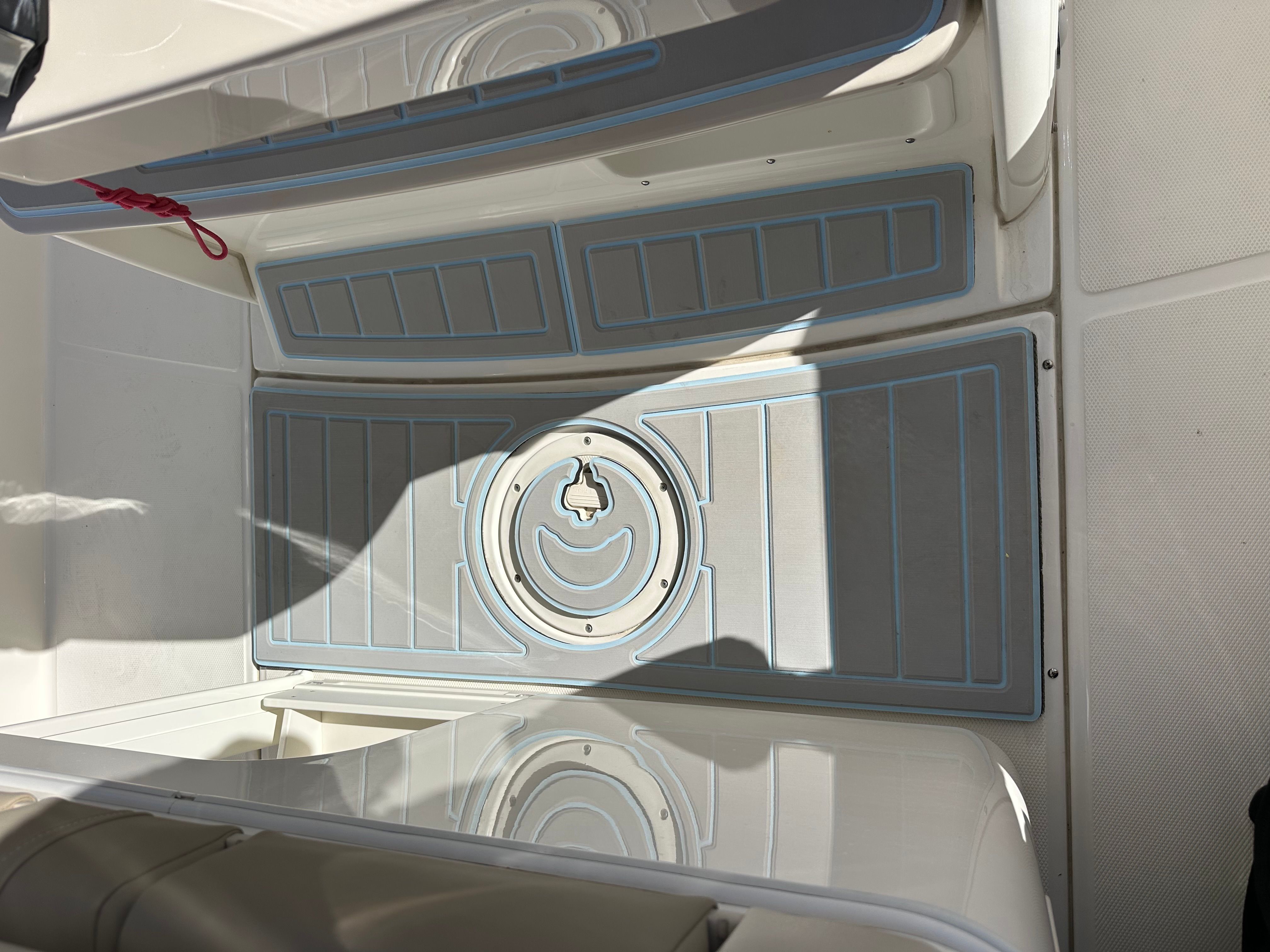 2022 Boston Whaler 270 DAUNTLESS Image Thumbnail #26