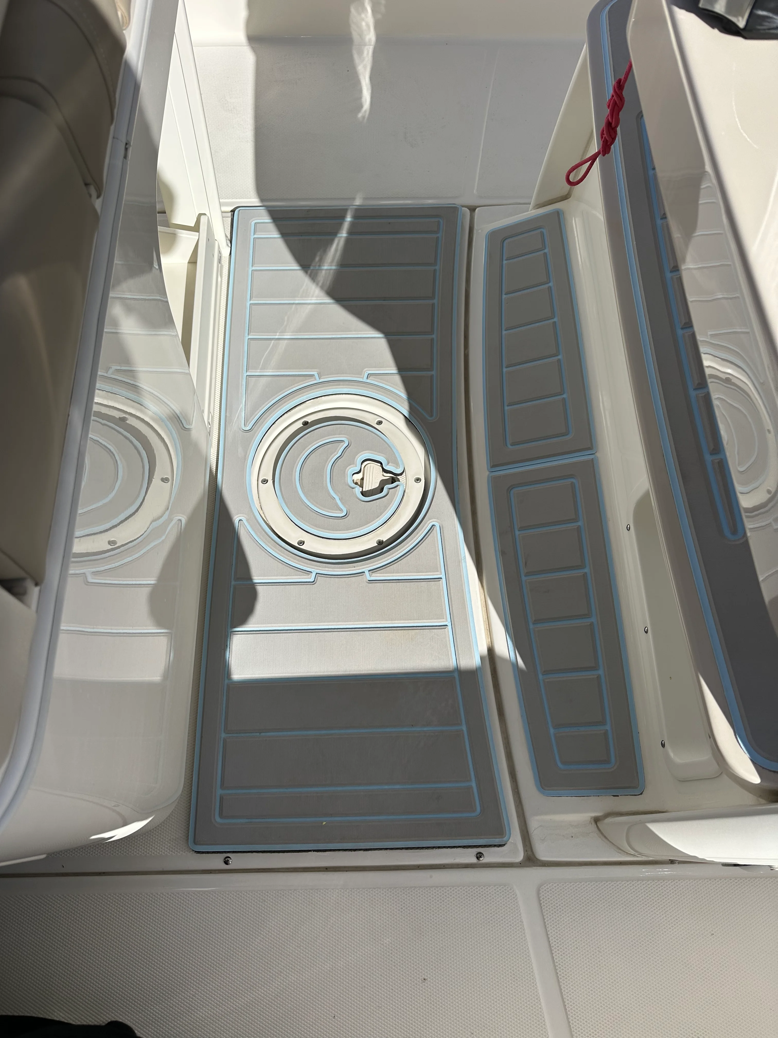 2022 Boston Whaler 270 DAUNTLESS Image Thumbnail #26