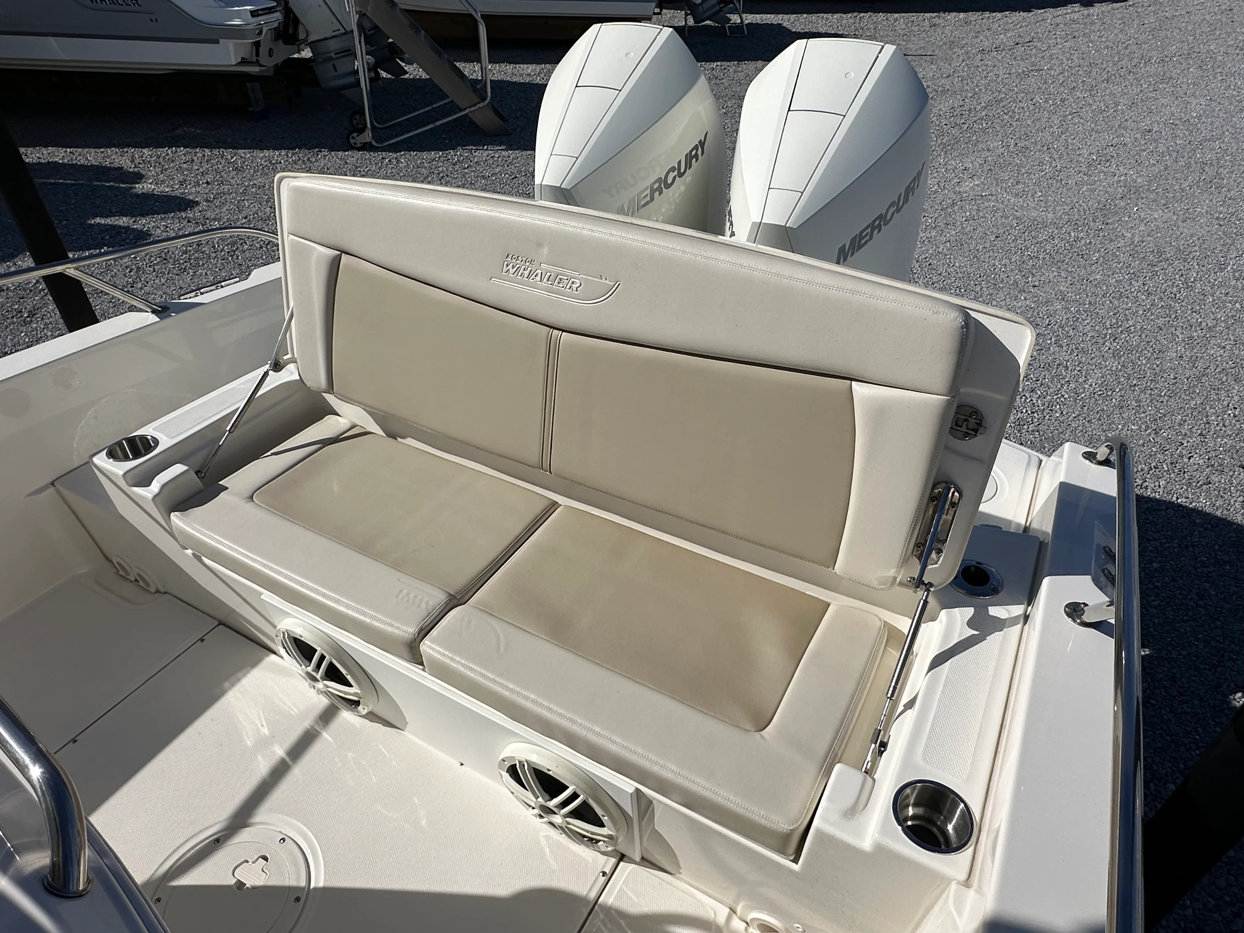 2022 Boston Whaler 270 DAUNTLESS Image Thumbnail #7