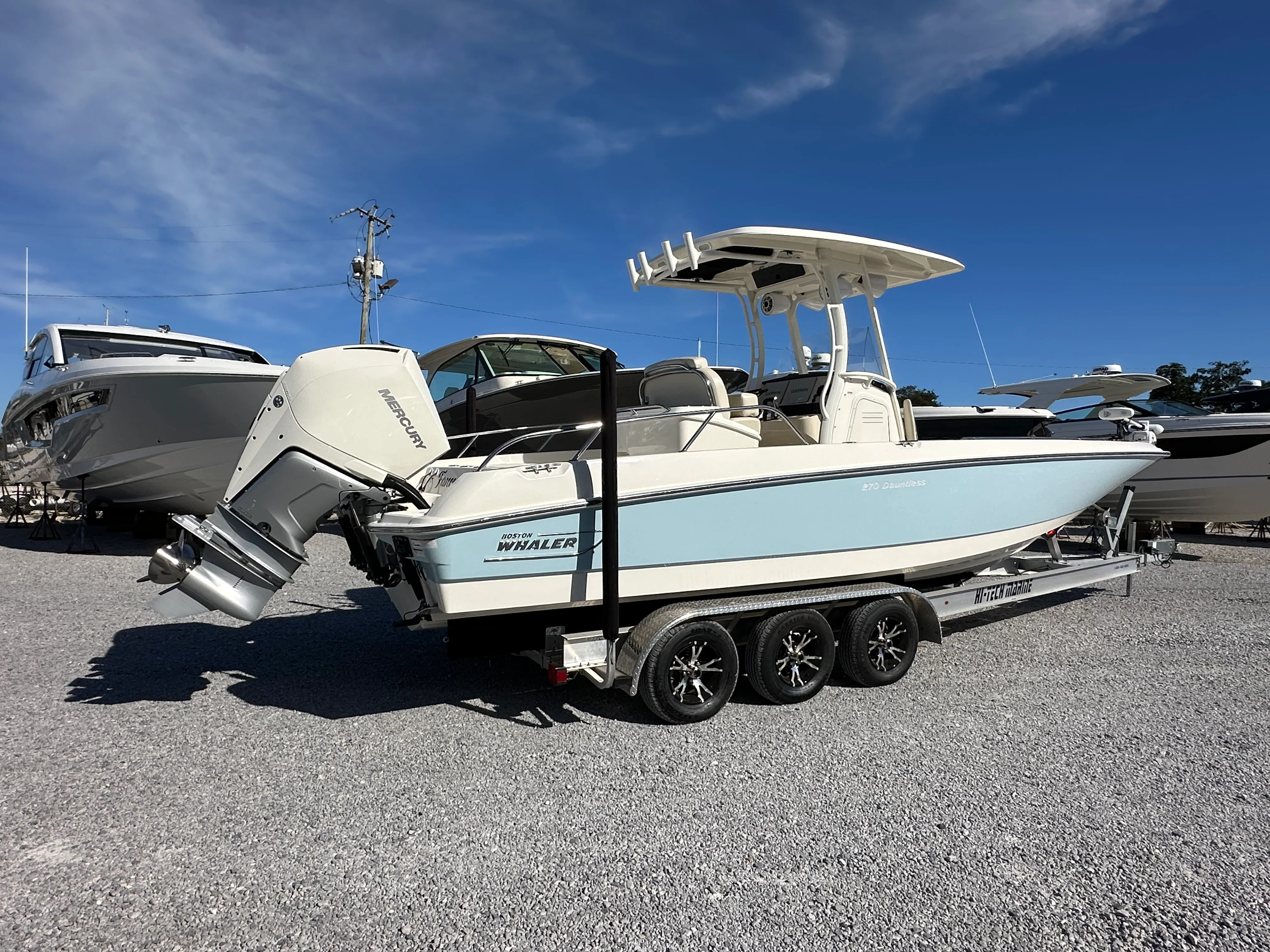 2022 Boston Whaler 270 DAUNTLESS Image Thumbnail #4