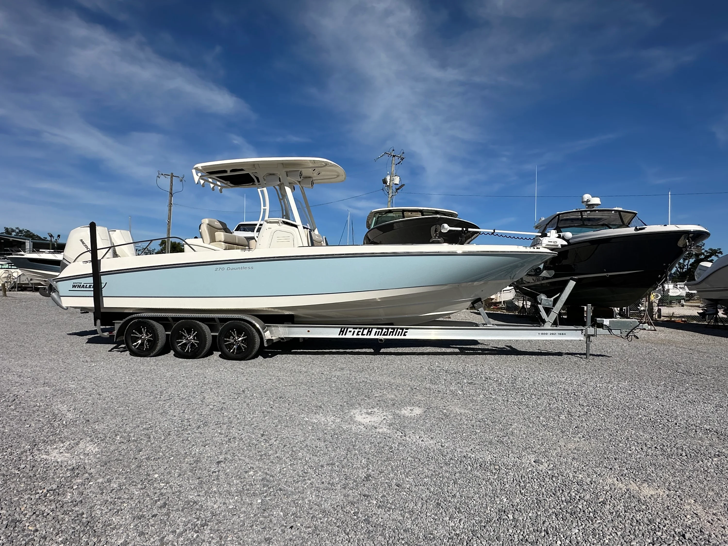 2022 Boston Whaler 270 DAUNTLESS Image Thumbnail #0