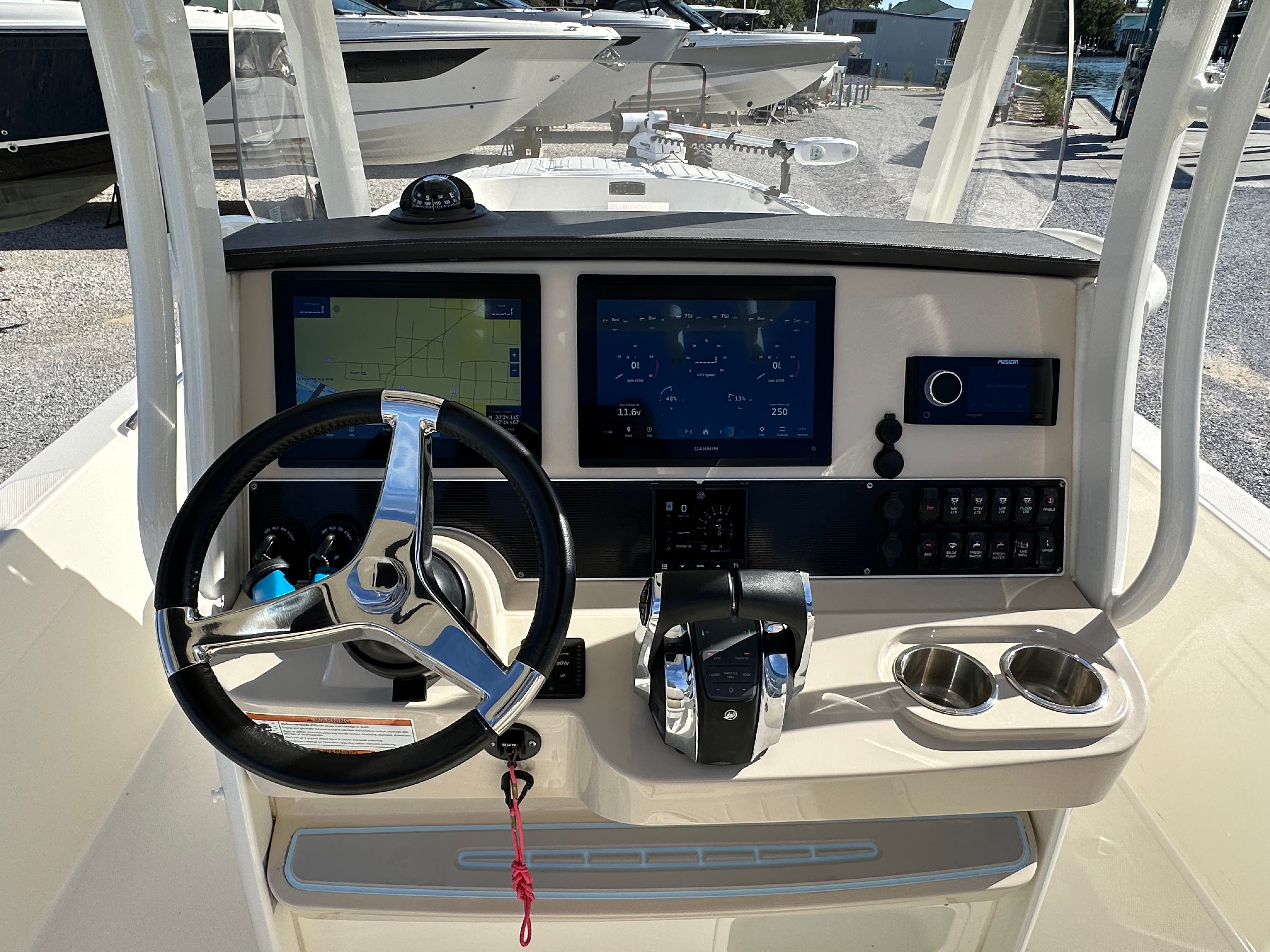 2022 Boston Whaler 270 DAUNTLESS Image Thumbnail #15