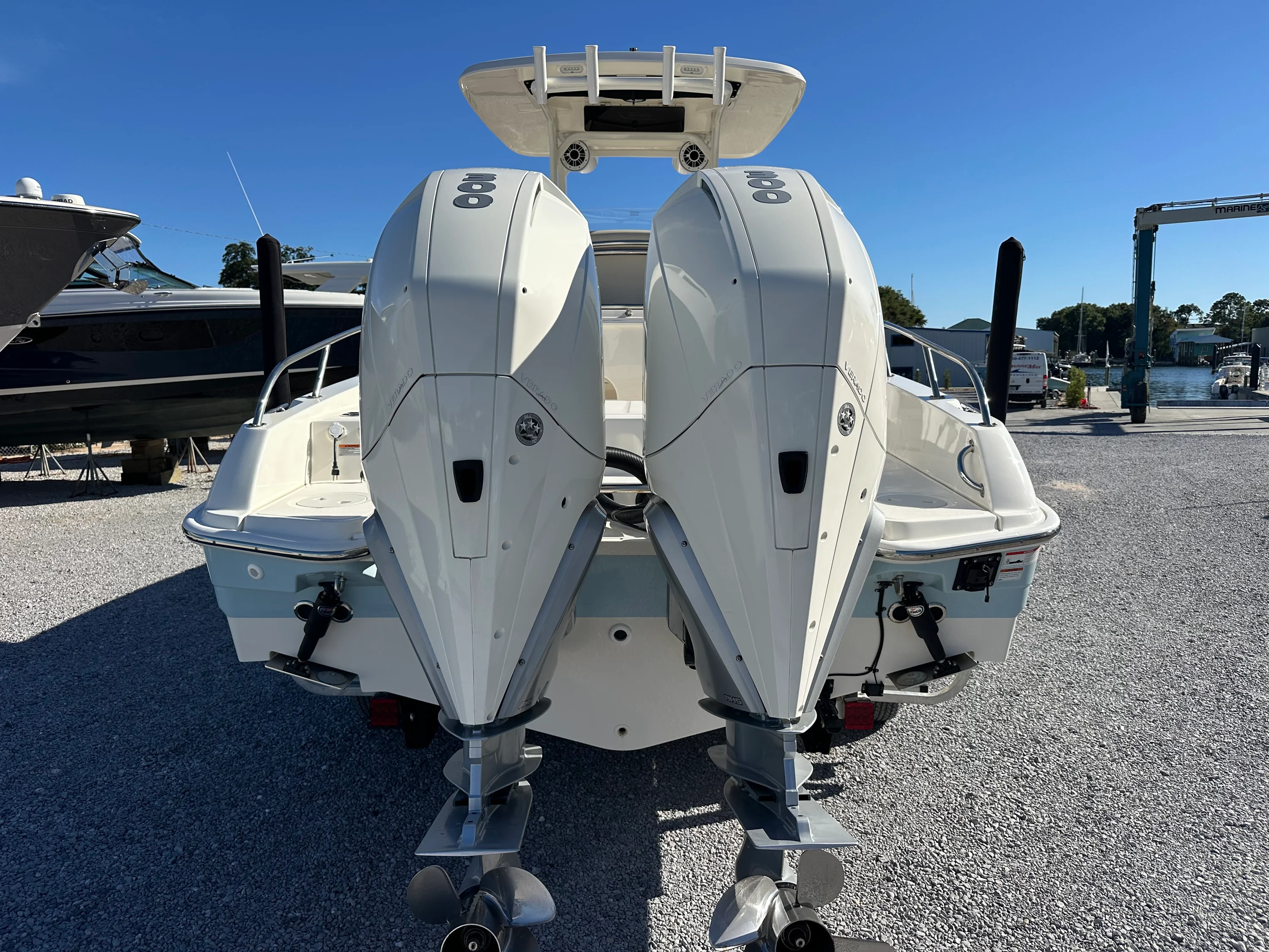 2022 Boston Whaler 270 DAUNTLESS Image Thumbnail #39