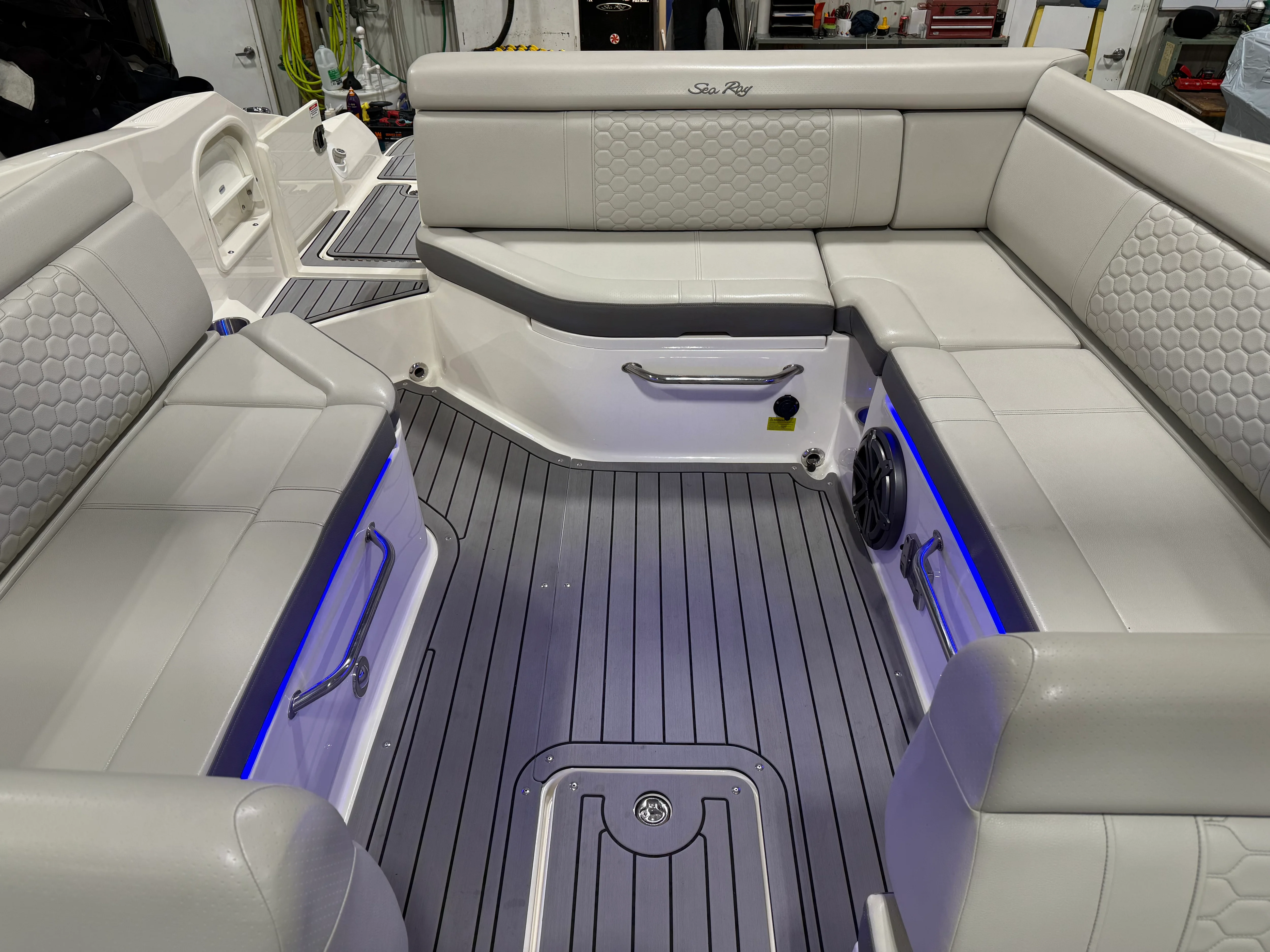 2020 Sea Ray 270 SUNDECK Image Thumbnail #25