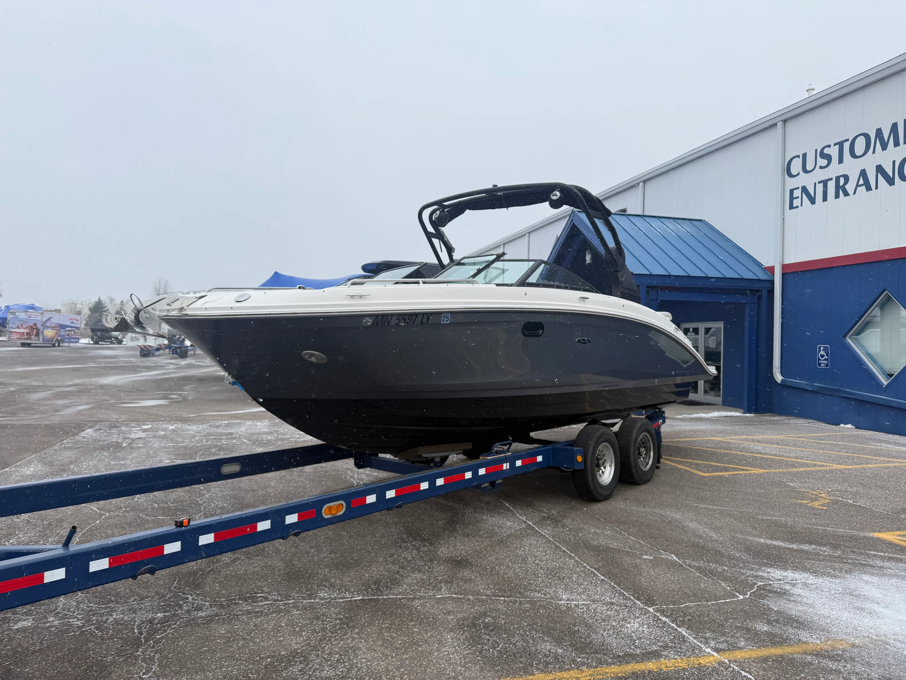 2020 Sea Ray 270 SDX Image Thumbnail #3