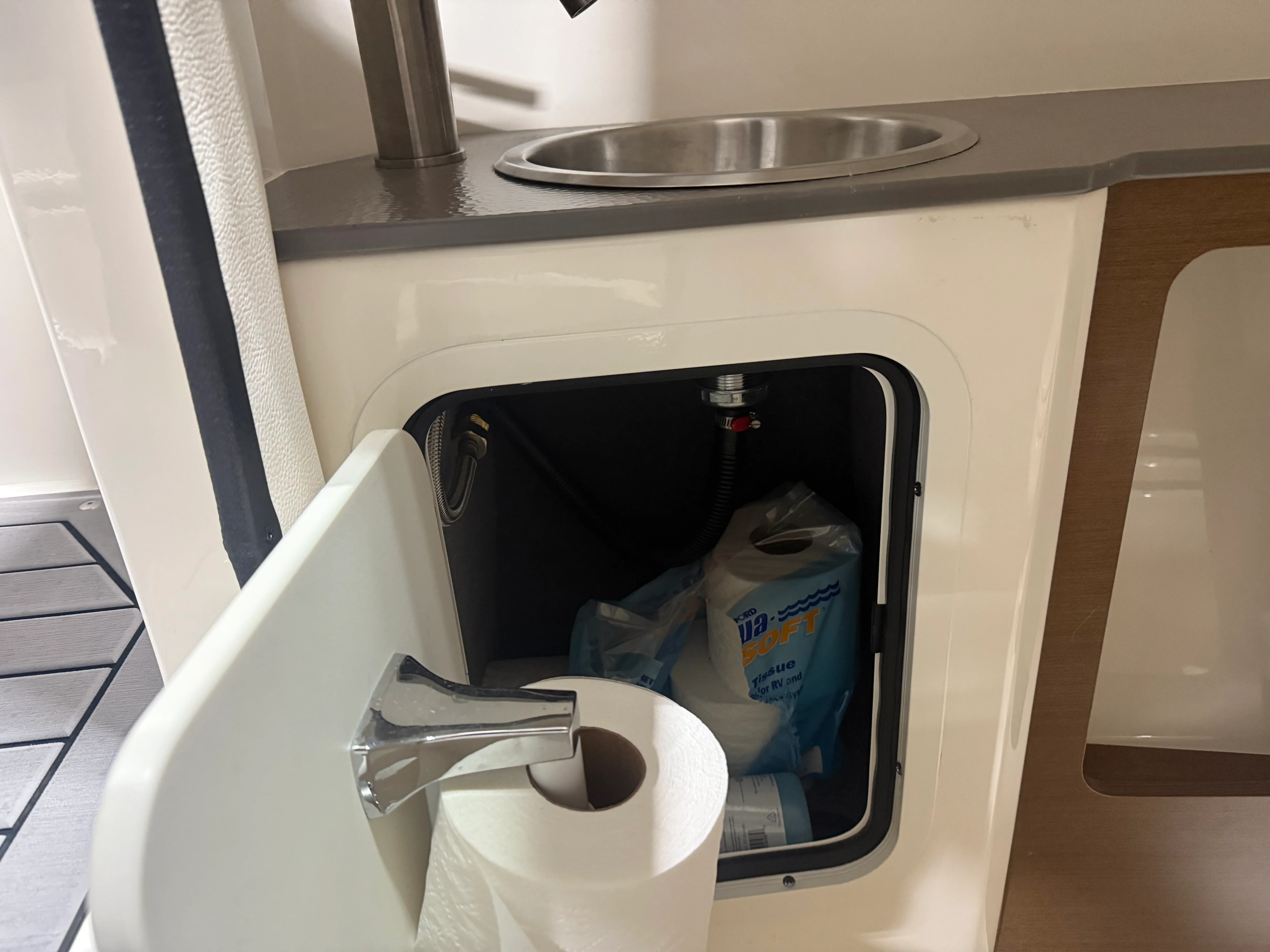 2020 Sea Ray 270 SUNDECK Image Thumbnail #45