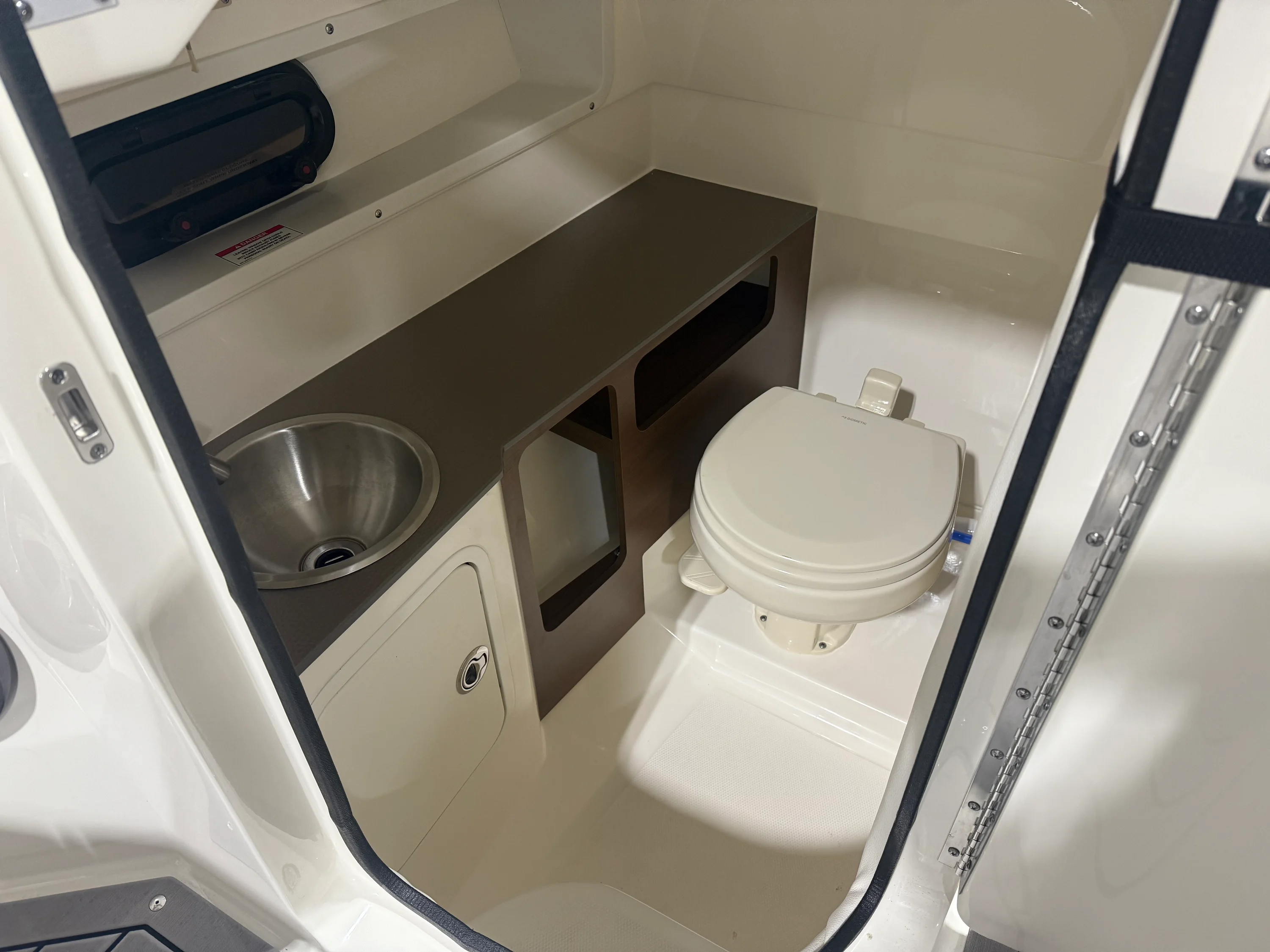 2020 Sea Ray 270 SDX Image Thumbnail #42