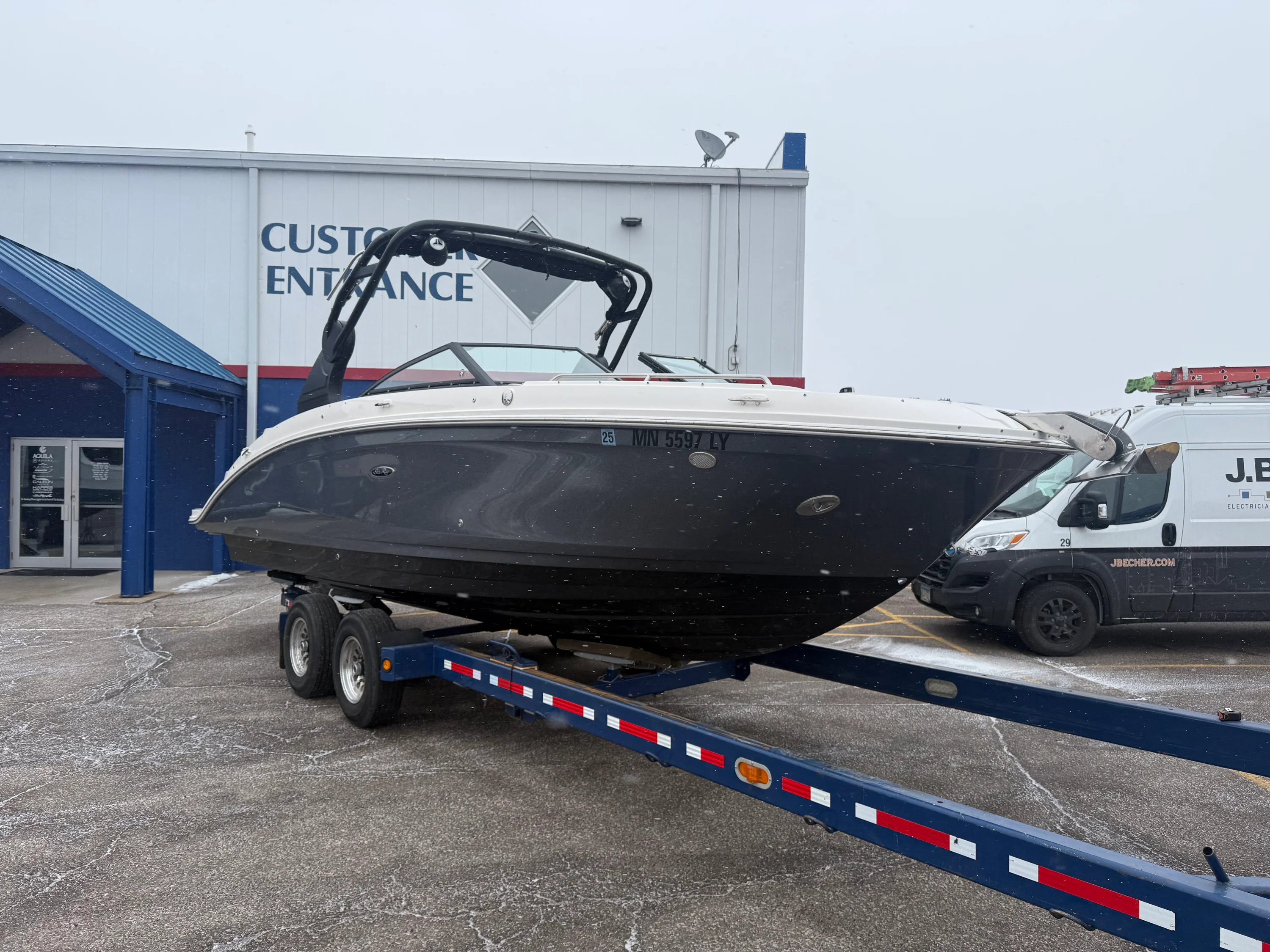 2020 Sea Ray 270 SDX Image Thumbnail #1