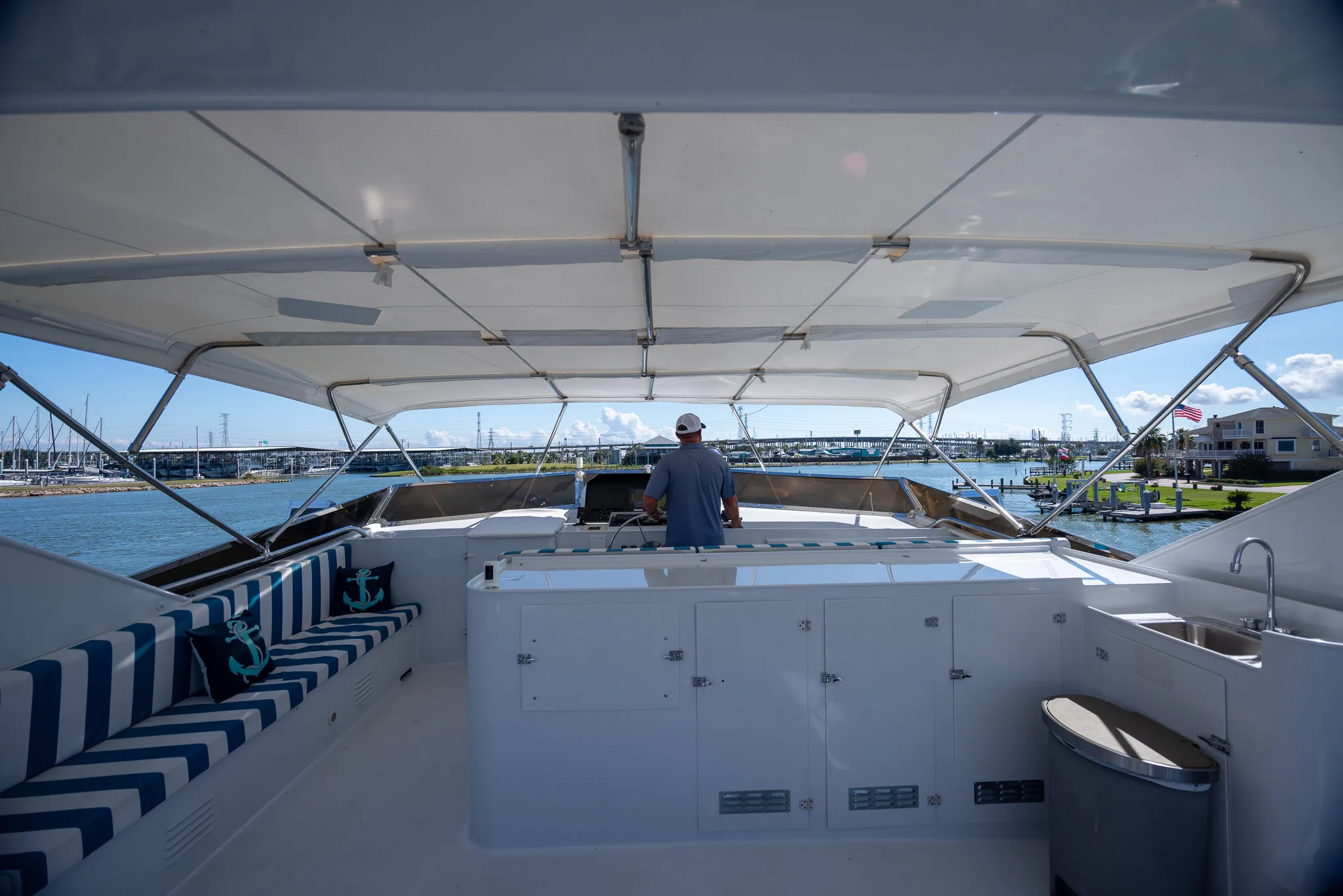 1987 Broward 104 Image Thumbnail #35