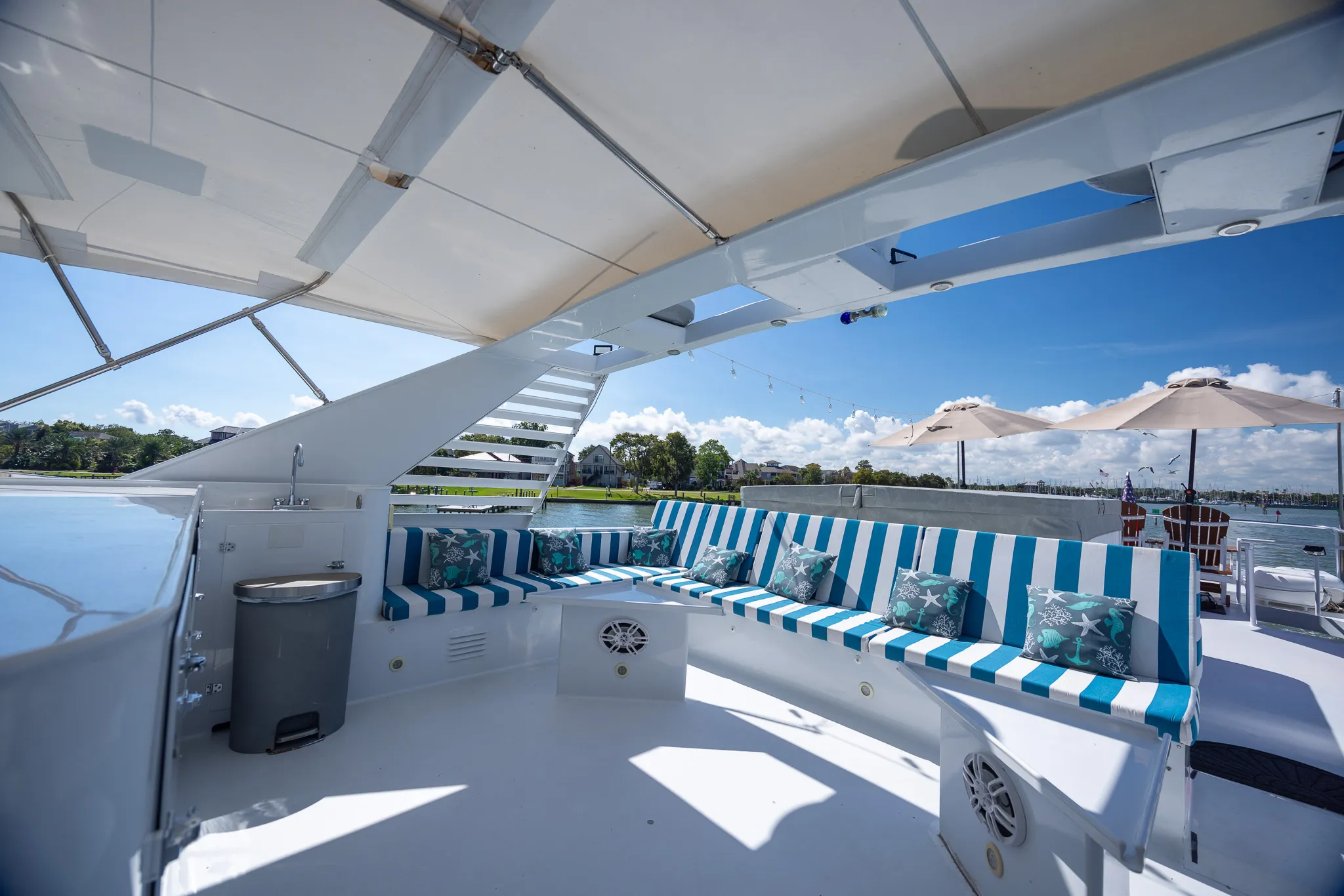 1987 Broward 104 Image Thumbnail #38