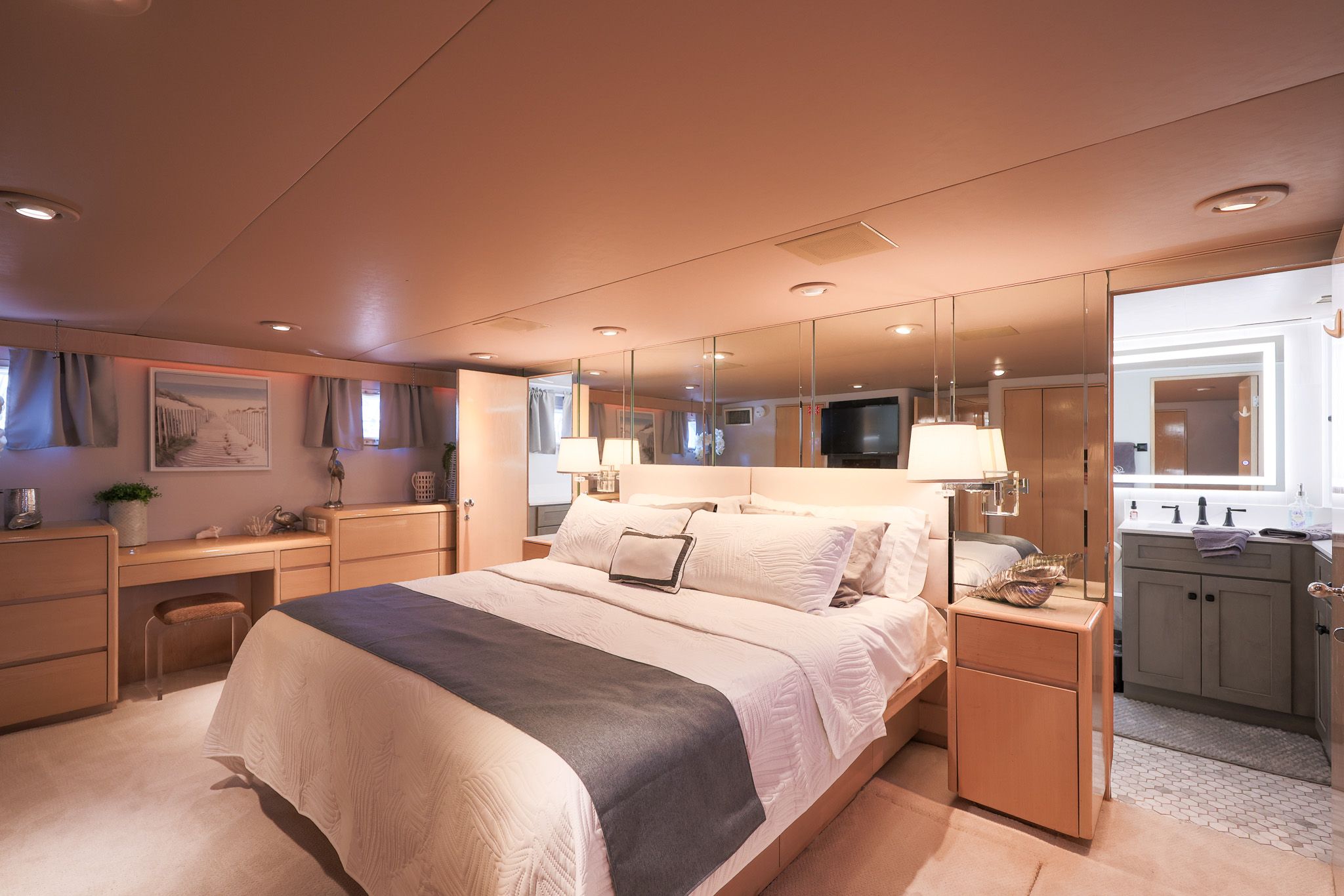 1987 Broward 104 Image Thumbnail #53