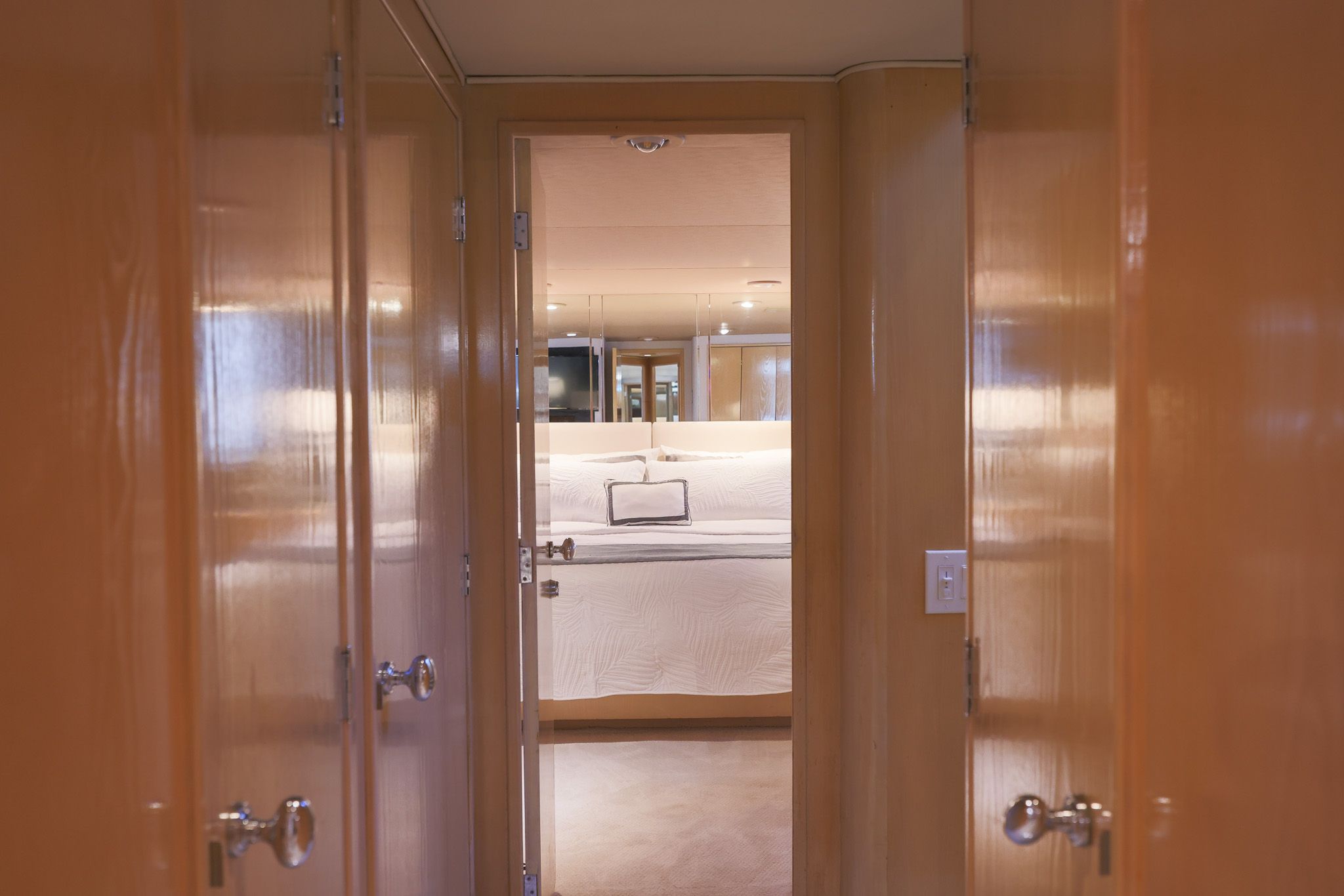 1987 Broward 104 Image Thumbnail #51