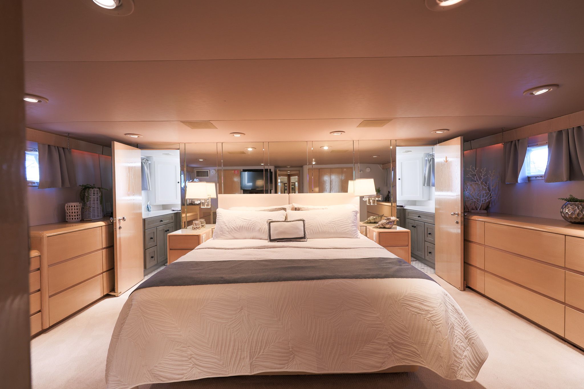 1987 Broward 104 Image Thumbnail #52