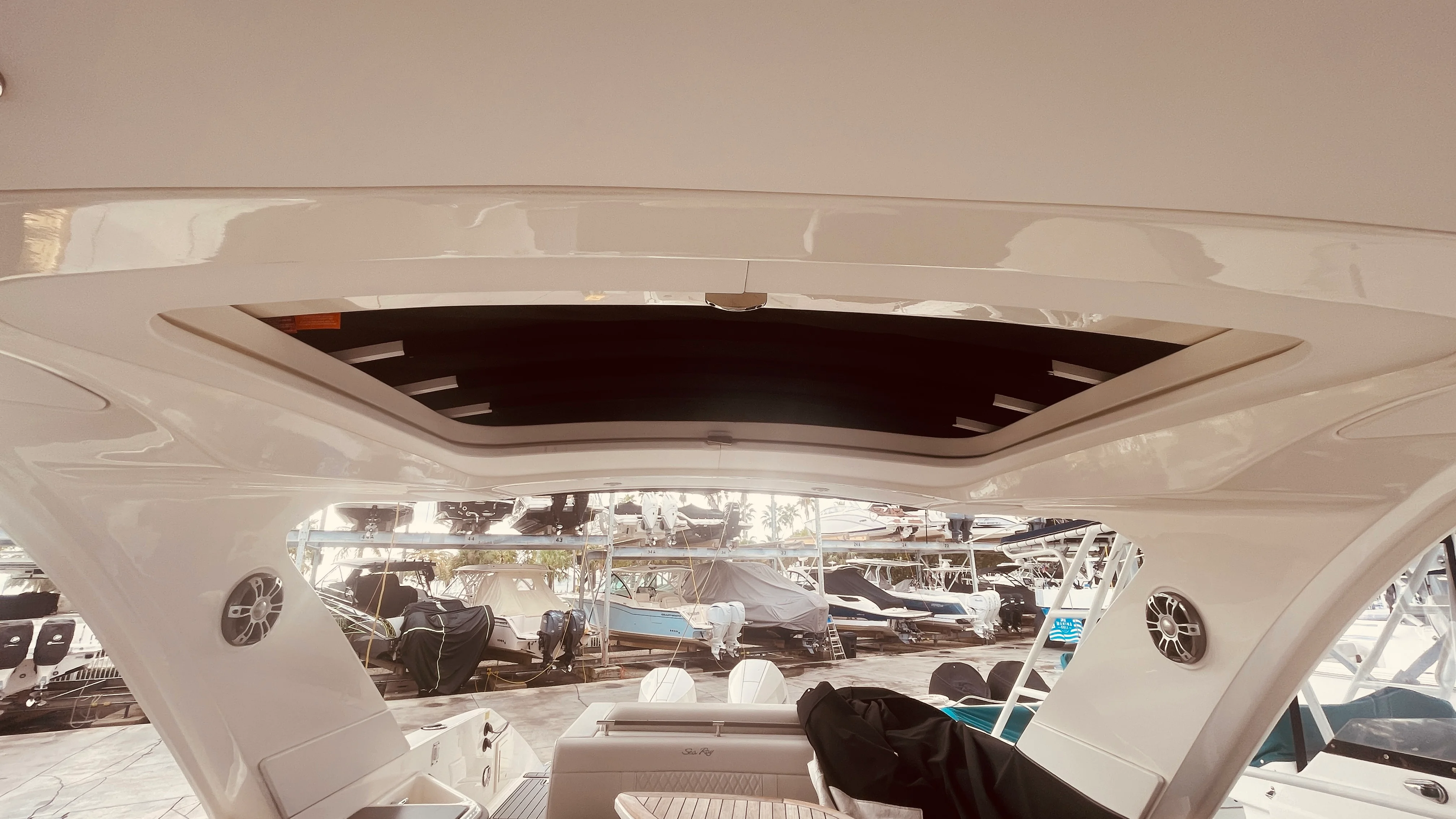 2021 Sea Ray 310 SLX OUTBOARD Image Thumbnail #29