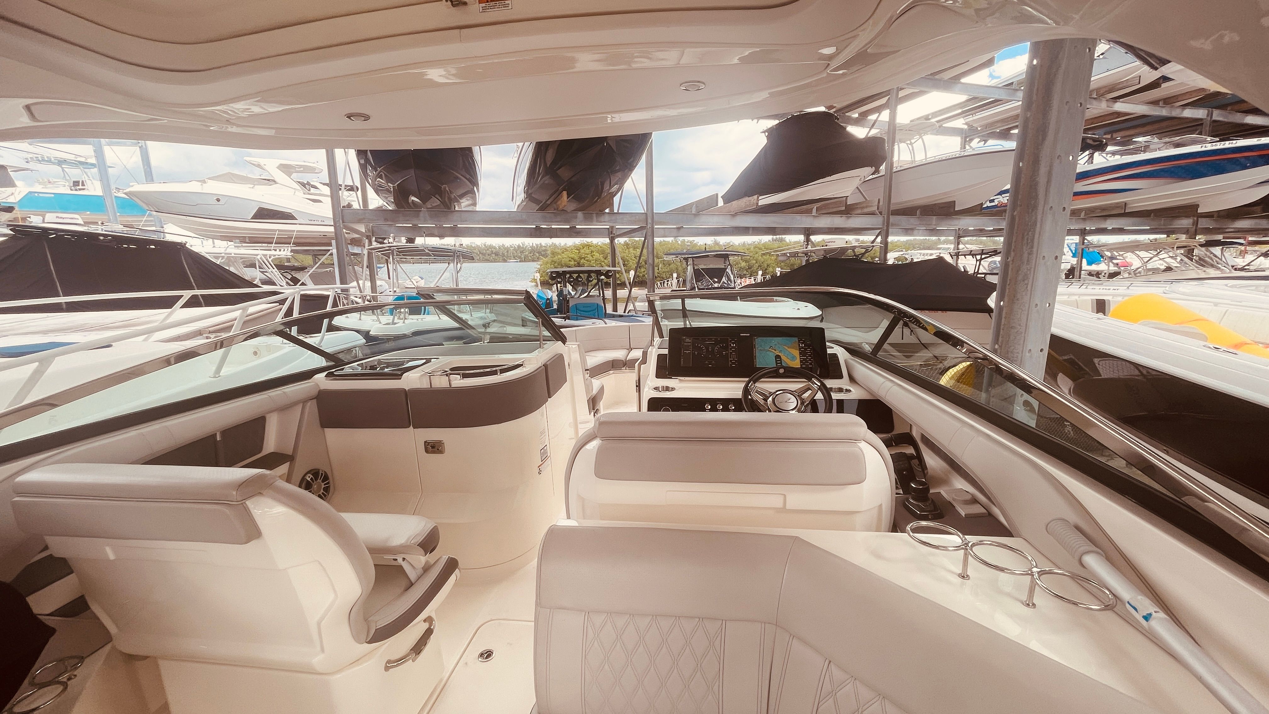 2021 Sea Ray 310 SLX OUTBOARD Image Thumbnail #25