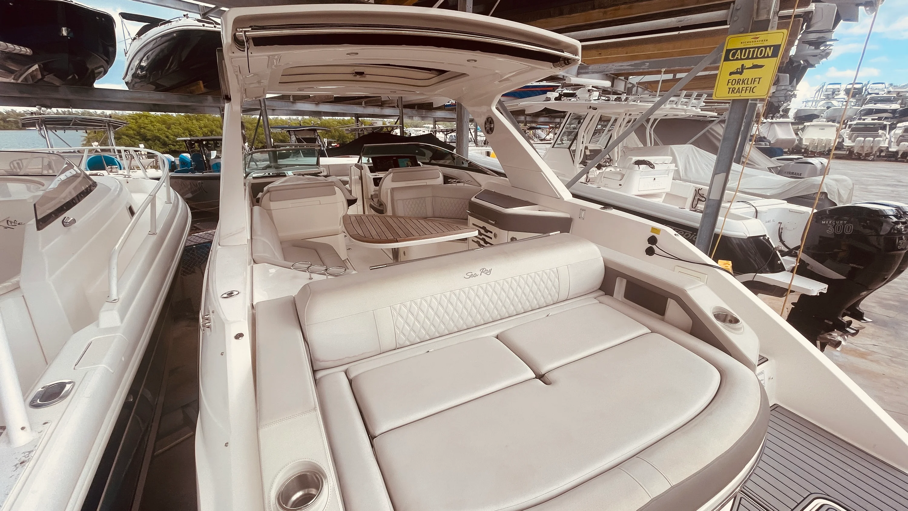 2021 Sea Ray 310 SLX OUTBOARD Image Thumbnail #36