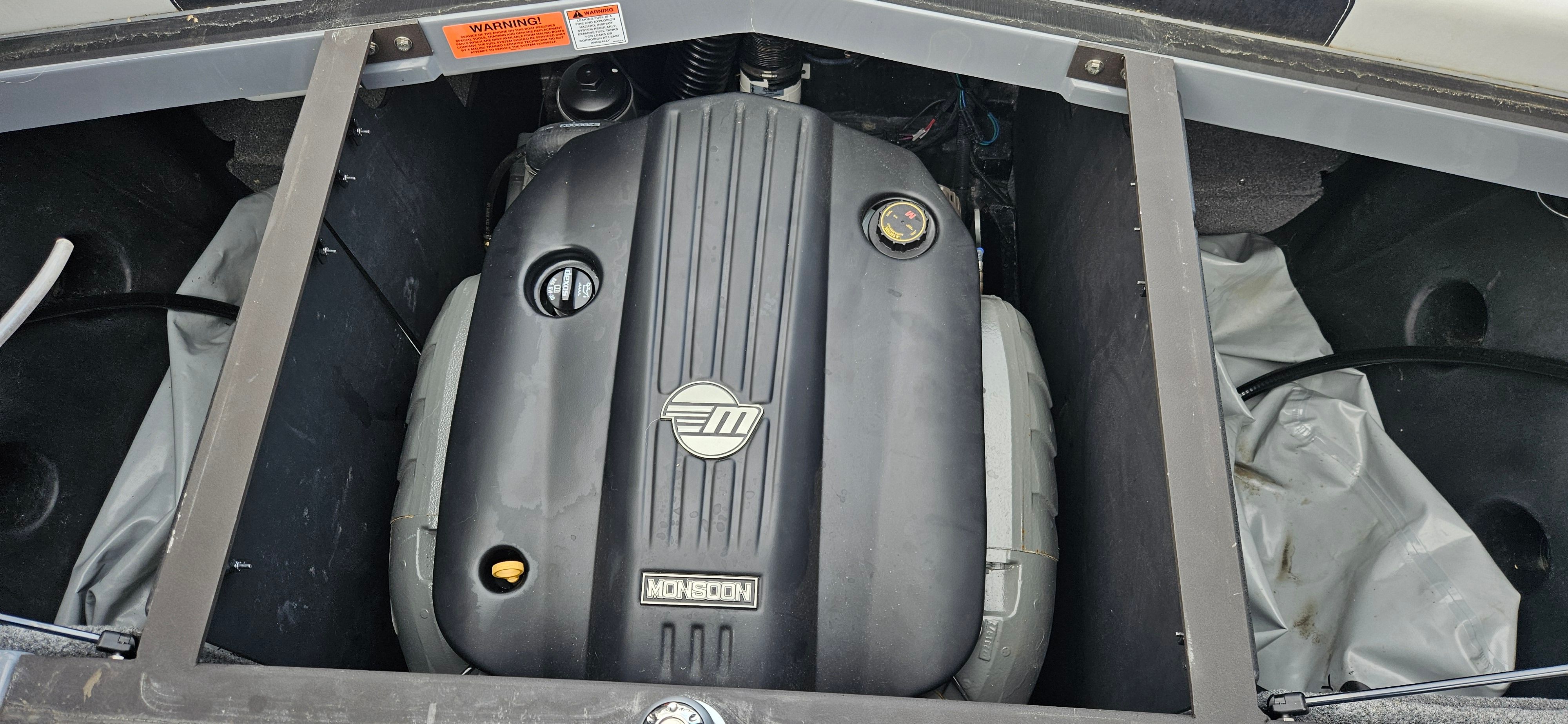 2020 Malibu 23 LSV Image Thumbnail #27