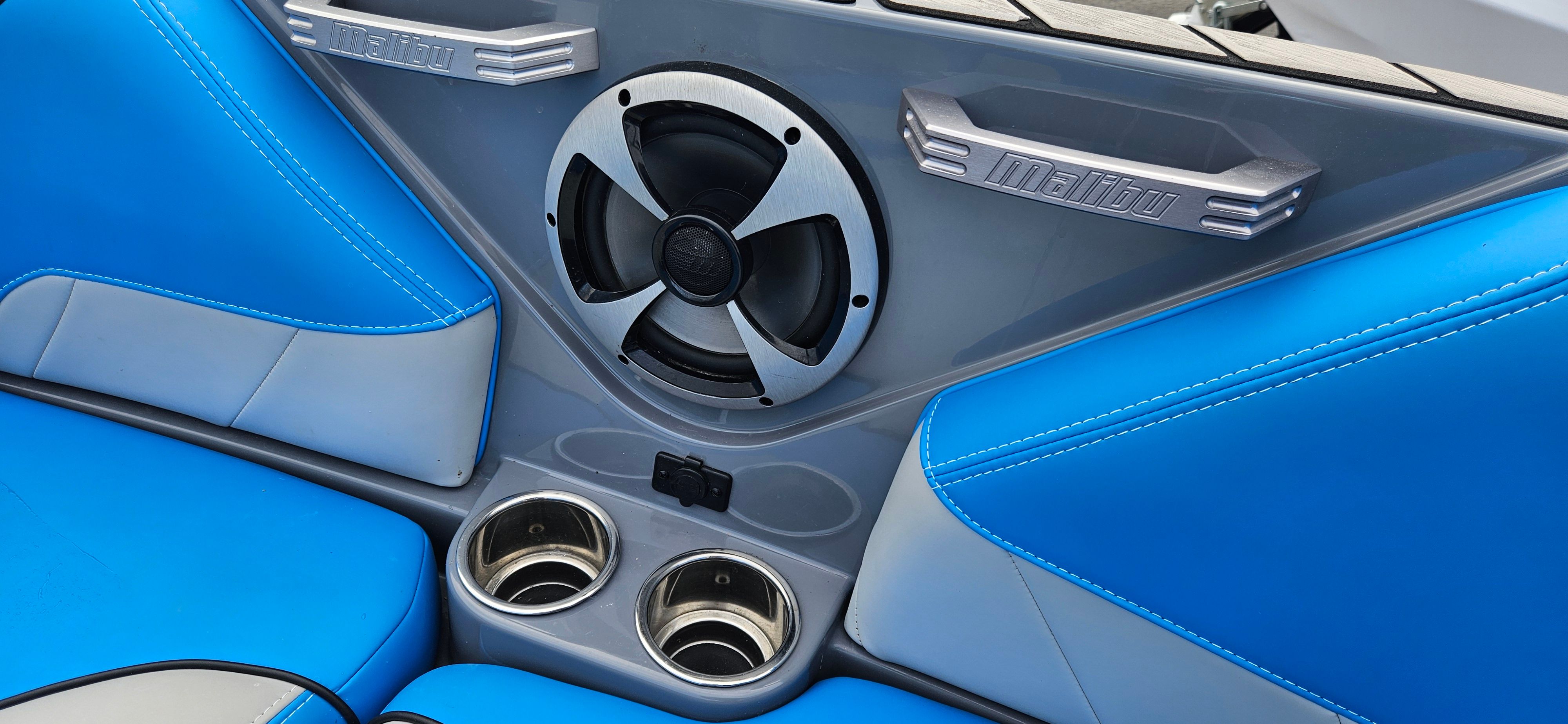 2020 Malibu 23 LSV Image Thumbnail #25