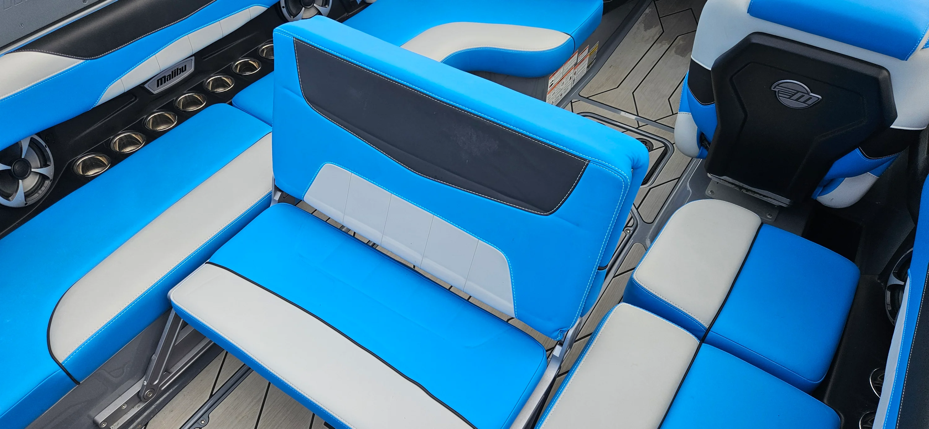 2020 Malibu 23 LSV Image Thumbnail #9