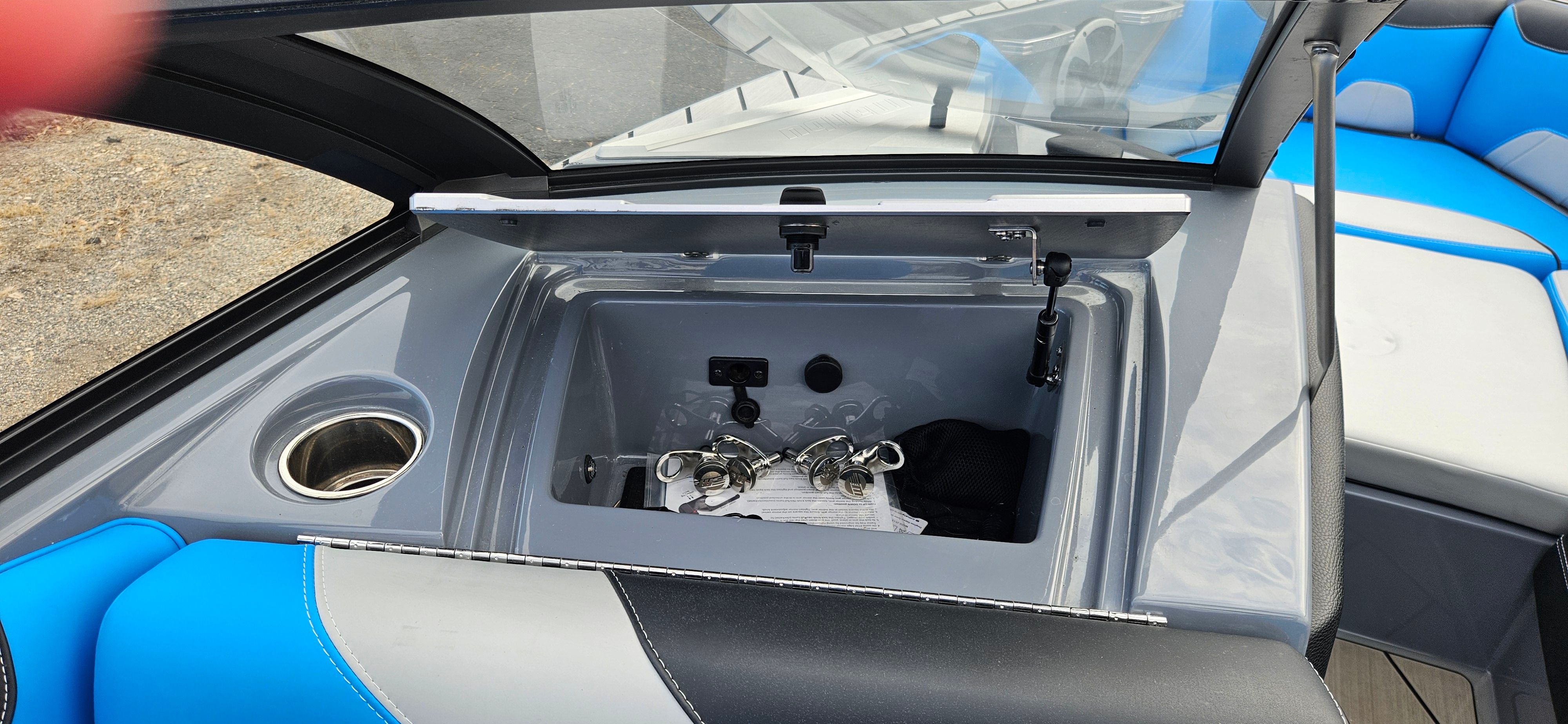 2020 Malibu 23 LSV Image Thumbnail #32